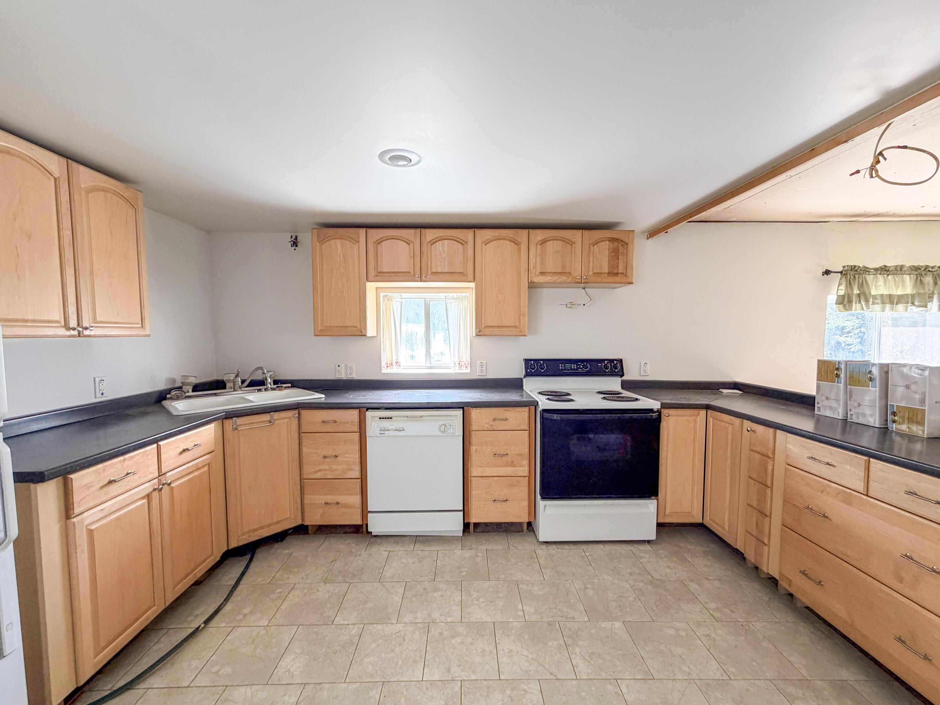 
                        Property photograph at
                        3154 HEATHER LANE
                      