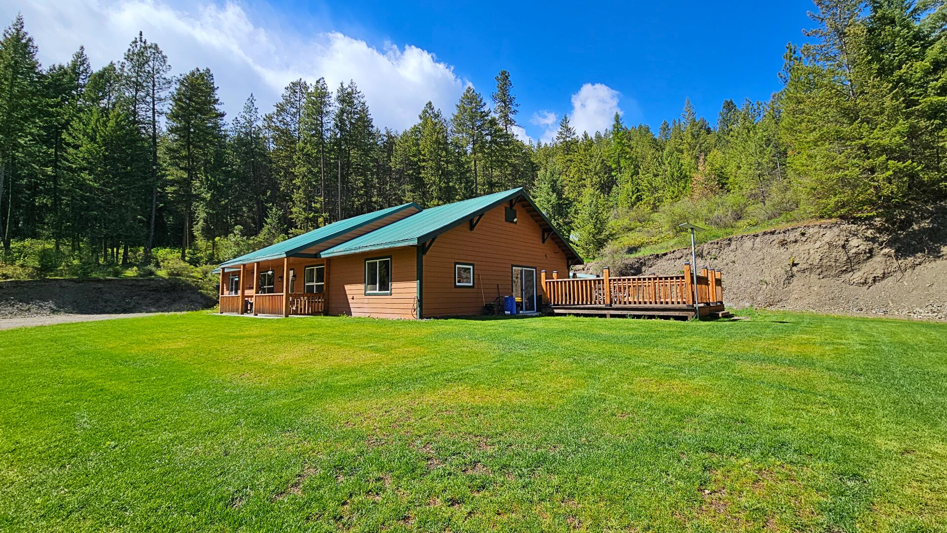 
                        Property photograph at
                        3277 OLD BALDY RD
                      