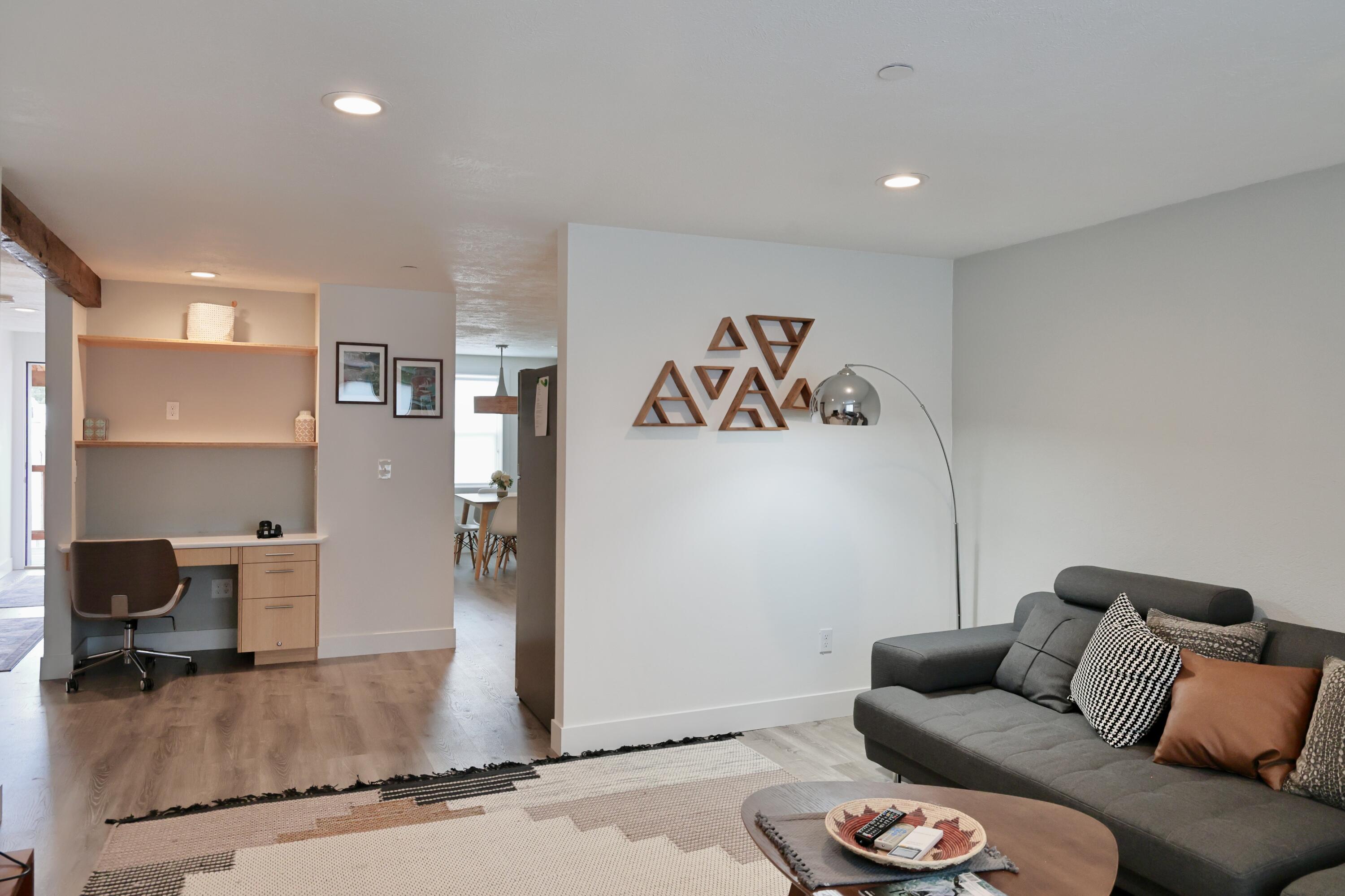 
                        Property photograph at
                        108 E MAIN AVE
                      