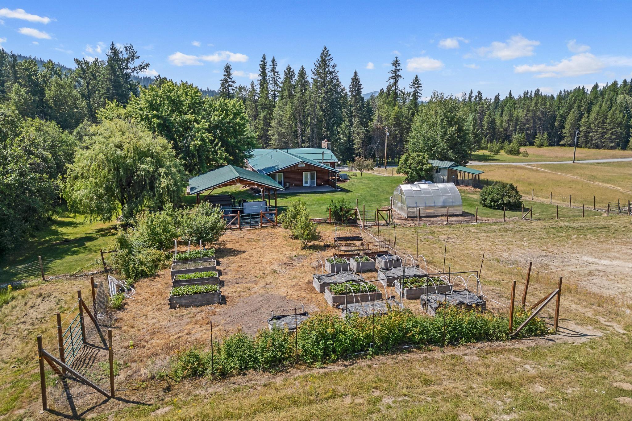 
                        Property photograph at
                        1381 LITTLE TWIN LAKES RD
                      