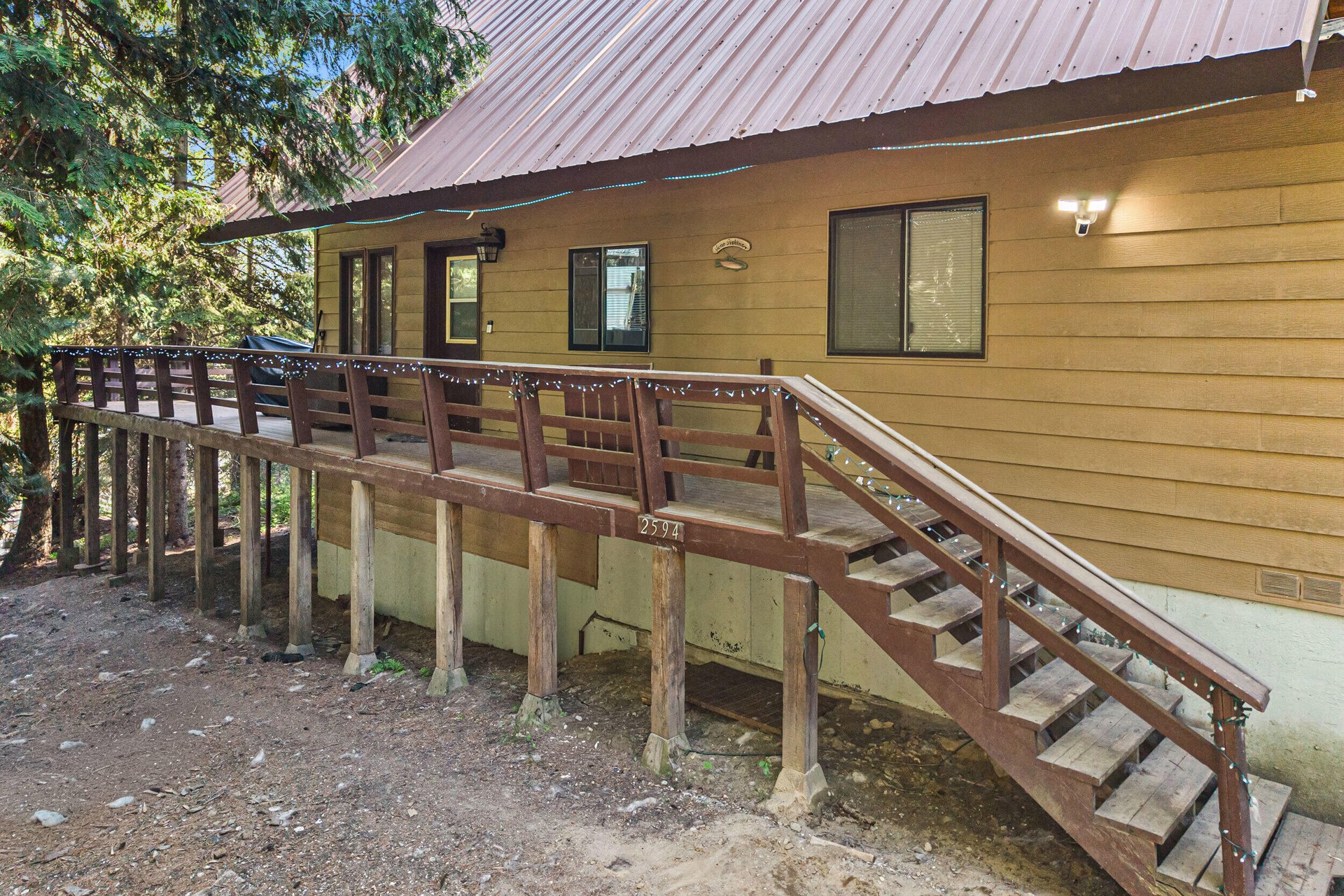 
                        Property photograph at
                        2594 TAMARACK DR
                      