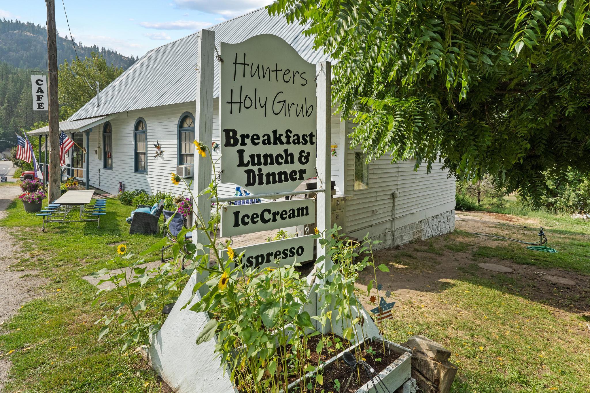 
                        Property photograph at
                        4952 HIGHWAY 25 S
                      