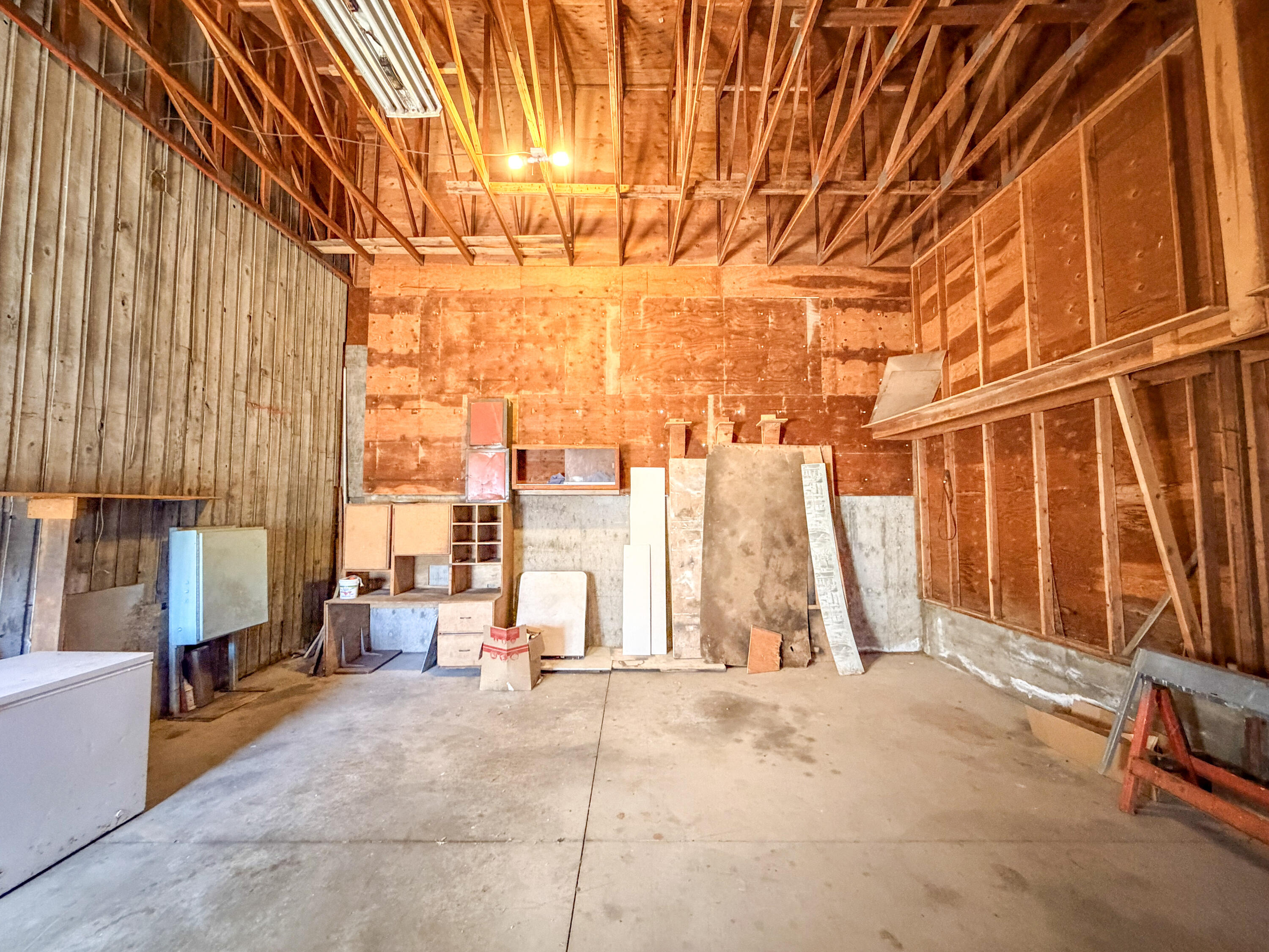 
                        Property photograph at
                        598 N HWY 395
                      