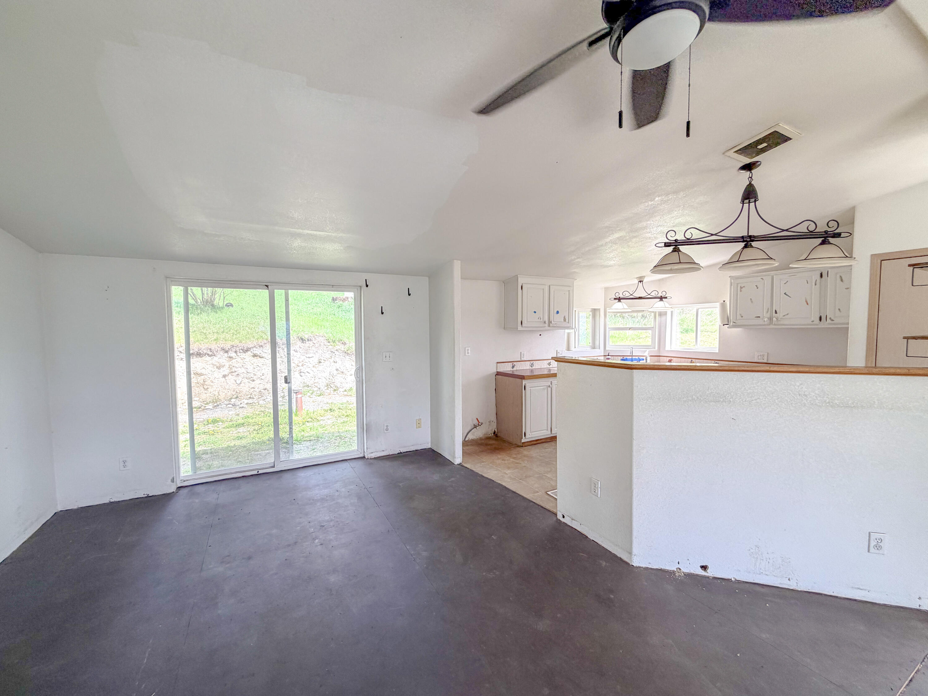 
                        Property photograph at
                        2897 MCNITT RD
                      