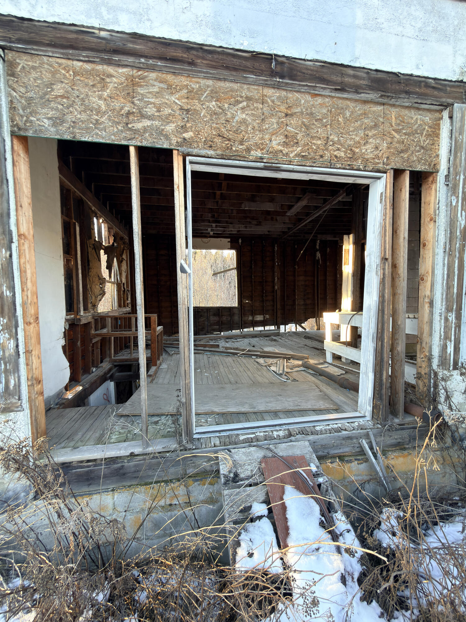 
                        Property photograph at
                        331861 HIGHWAY 2
                      
