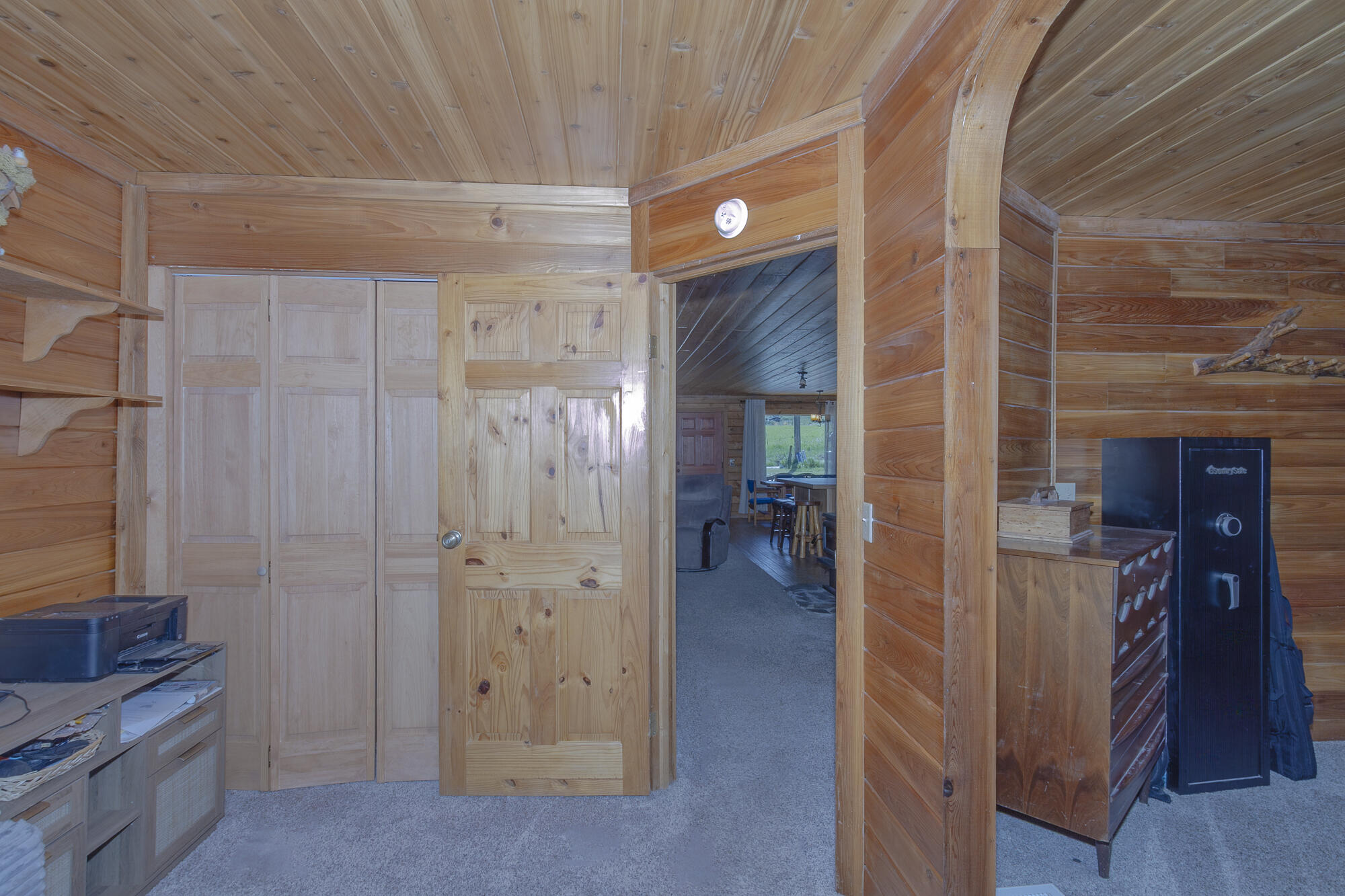 
                        Property photograph at
                        798 BARZEE RD
                      