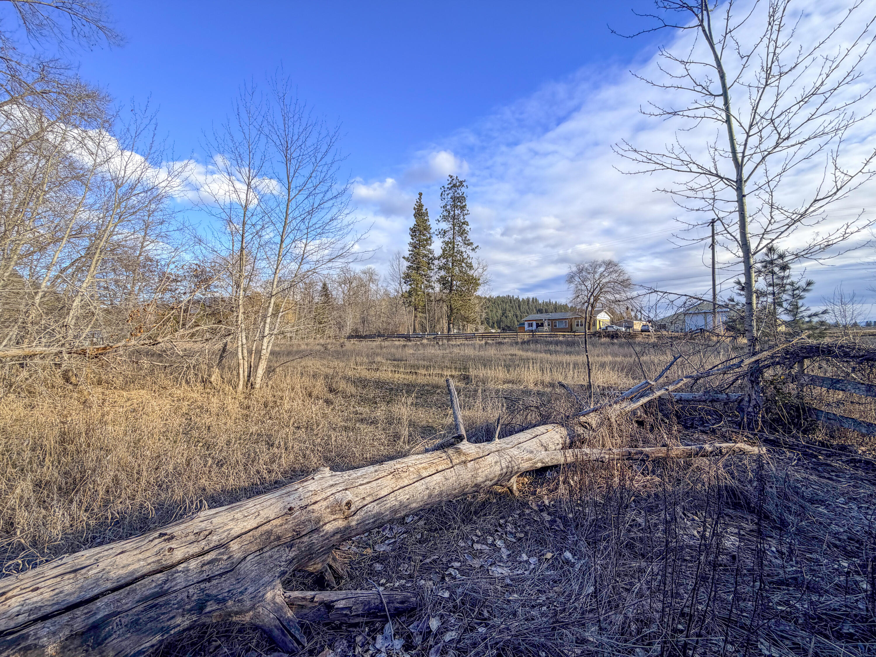 
                        Property photograph at
                        32X ALADDIN RD
                      
