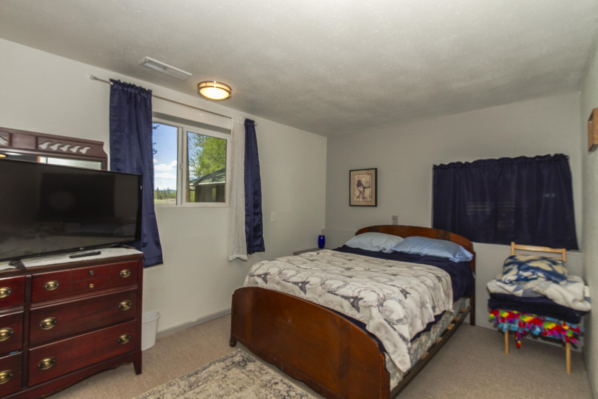 
                        Property photograph at
                        798 BARZEE RD
                      