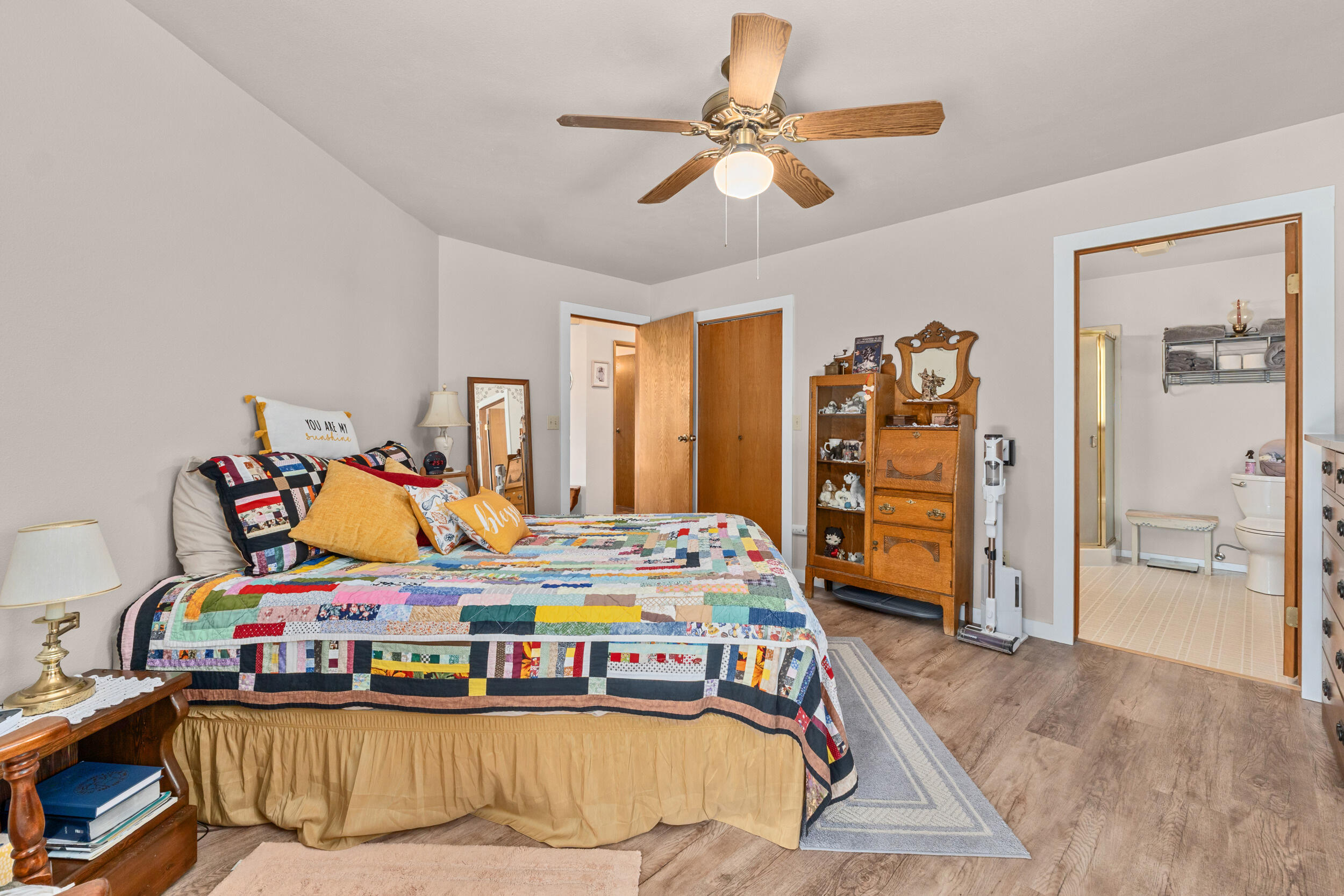 
                        Property photograph at
                        753 C ARDEN BUTTE RD
                      