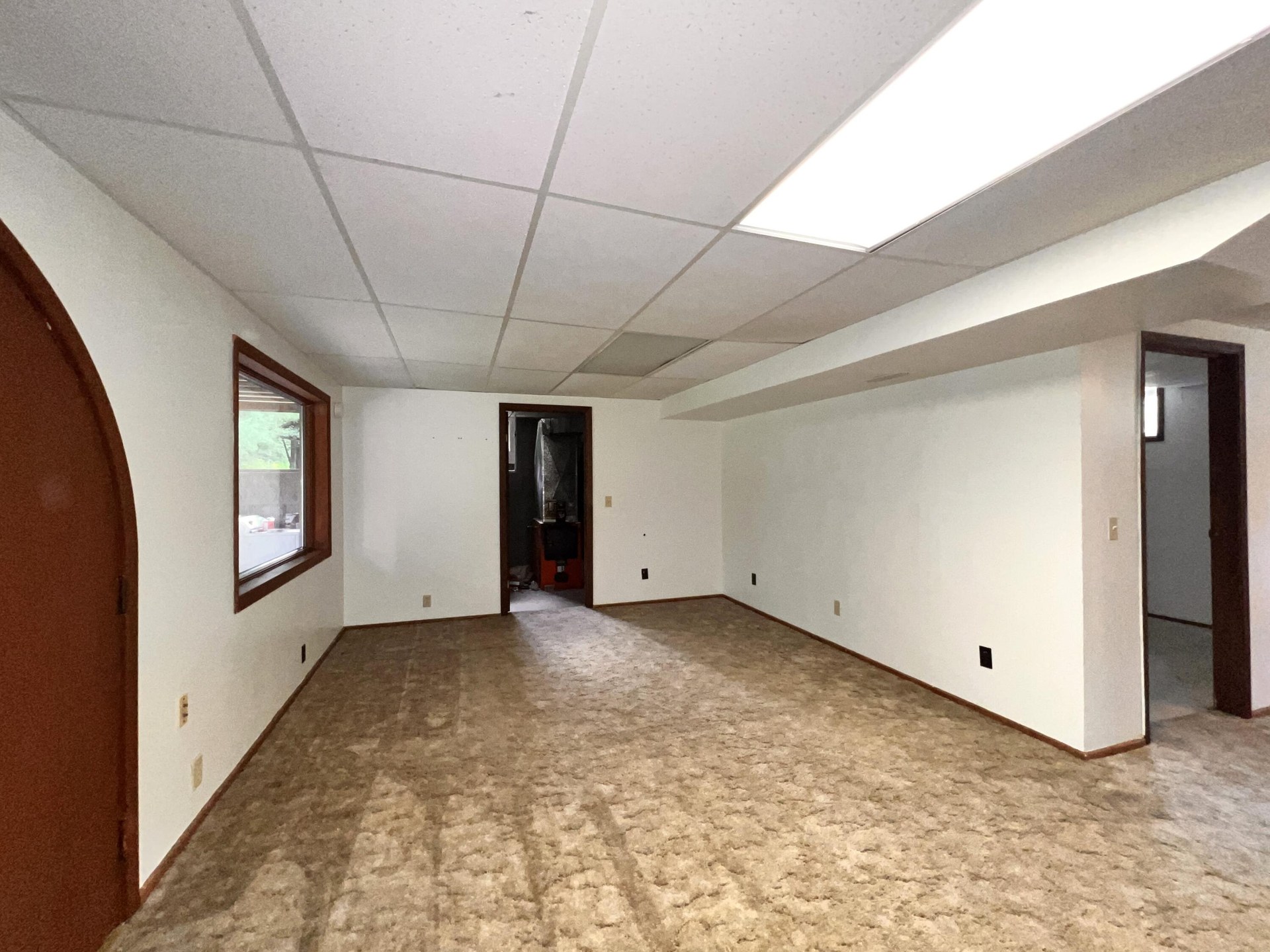 
                        Property photograph at
                        5 VISTA DR
                      