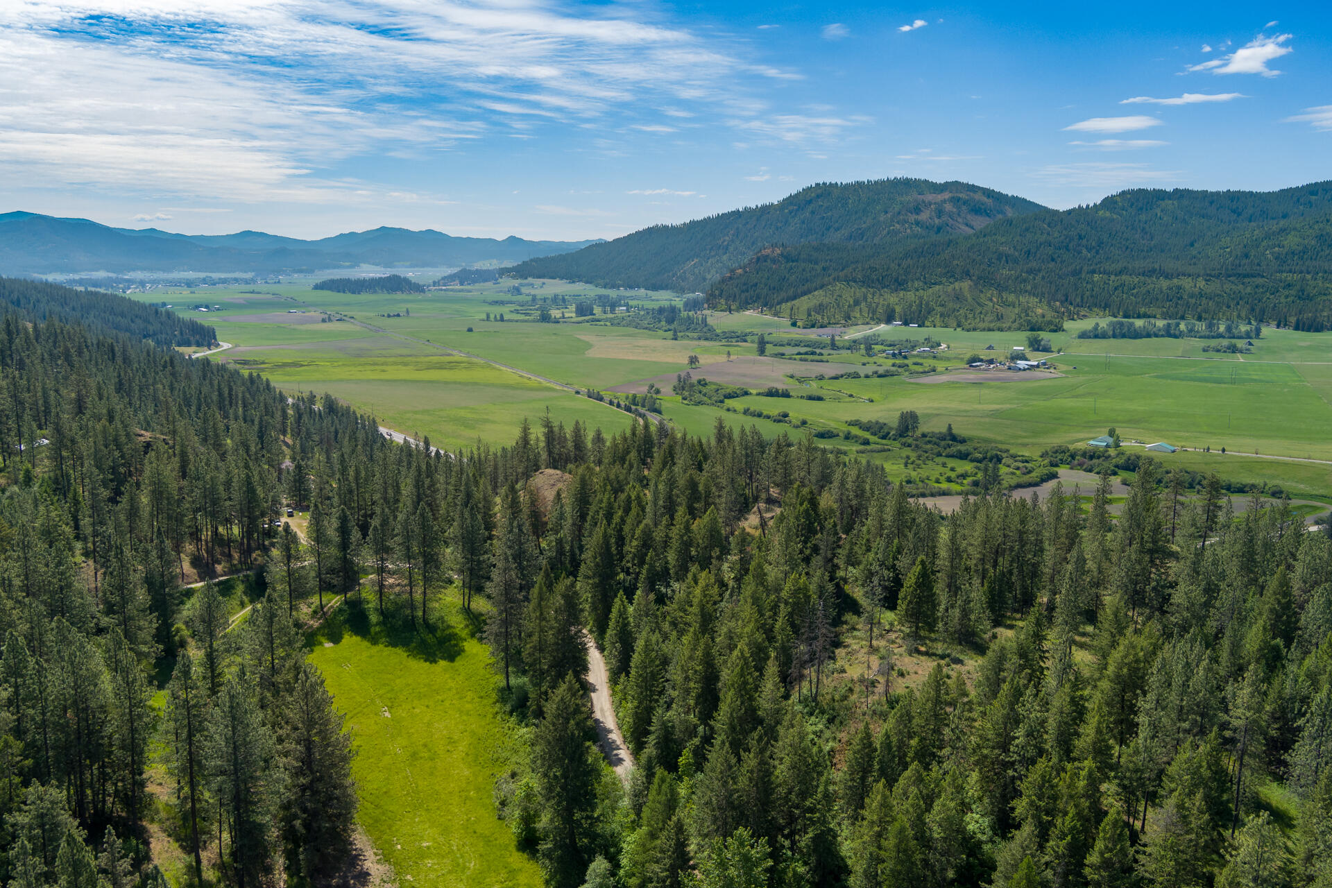 
                        Property photograph at
                        1763-I U.S. 395
                      