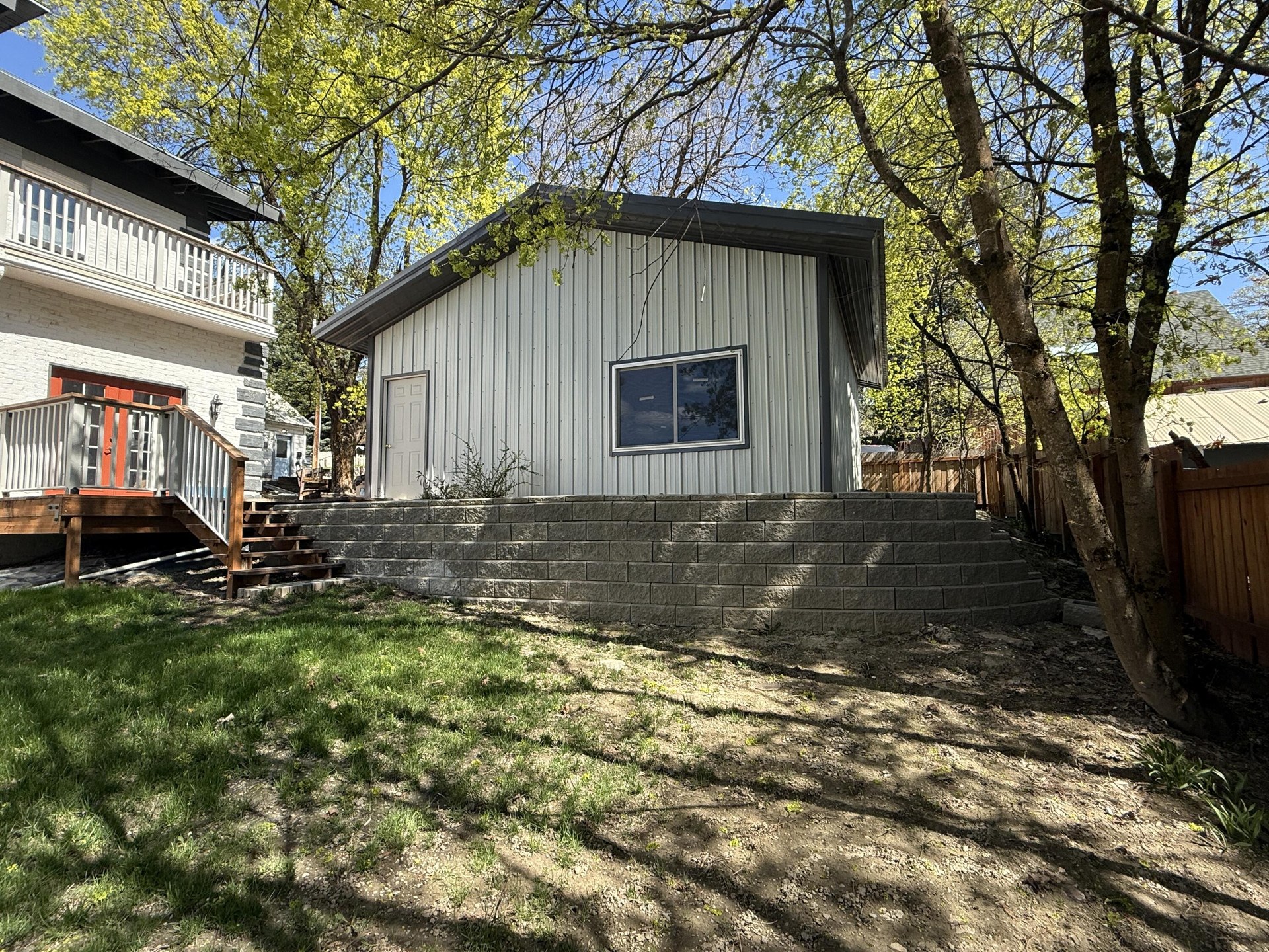 
                        Property photograph at
                        640 N ELM ST
                      