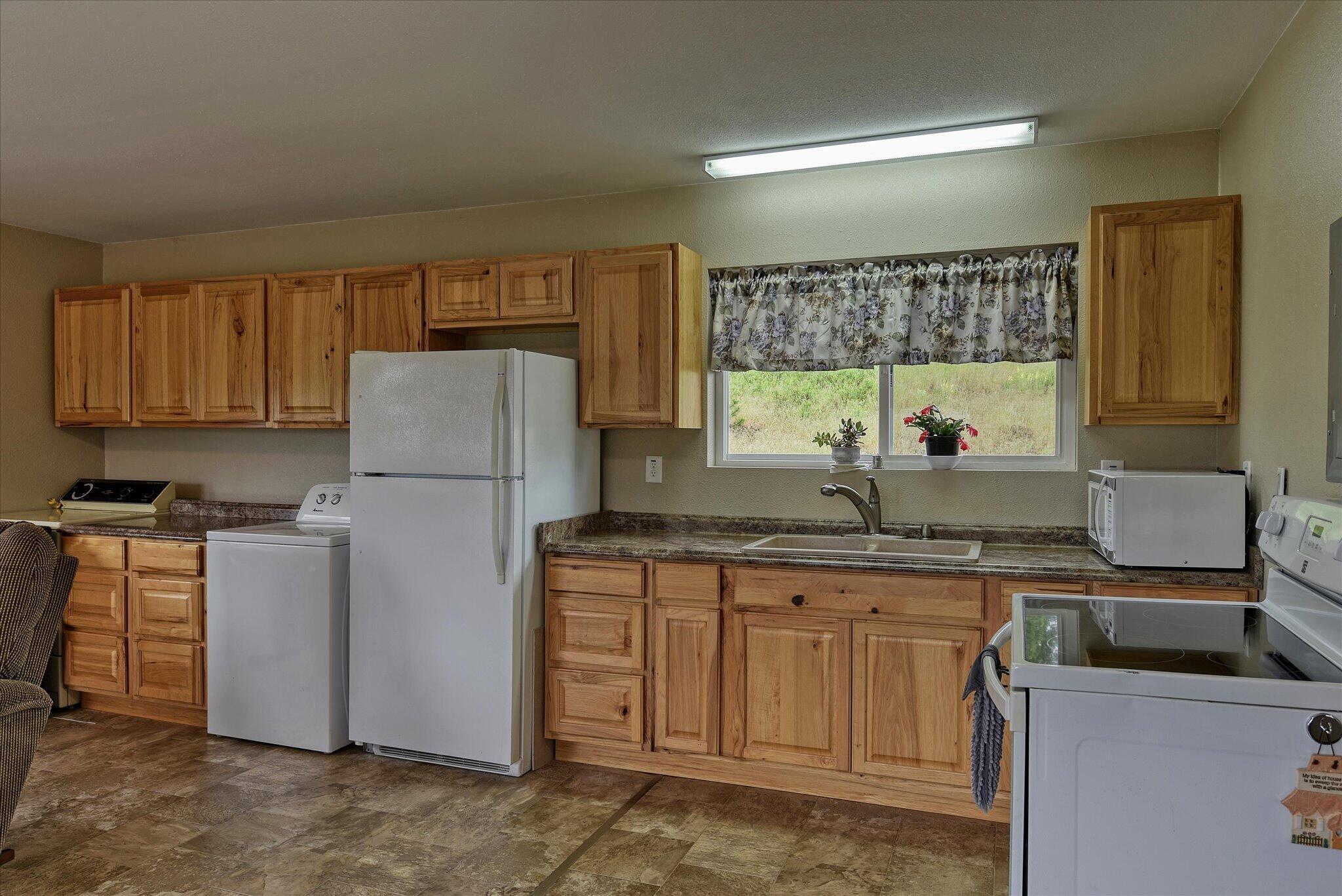 
                        Property photograph at
                        419 US-395 S
                      