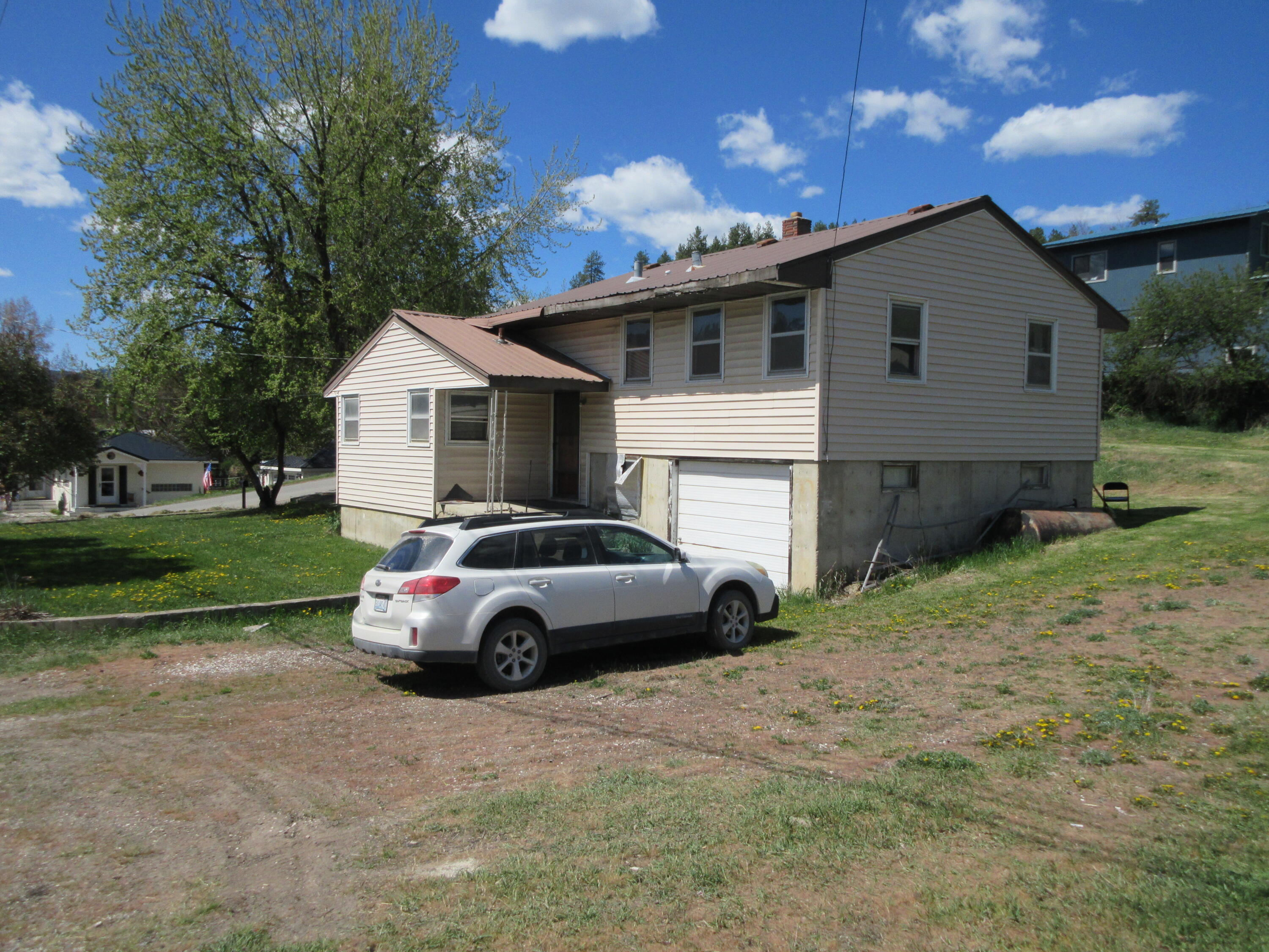 
            Exterior of
            166 N PORTLAND ST
          