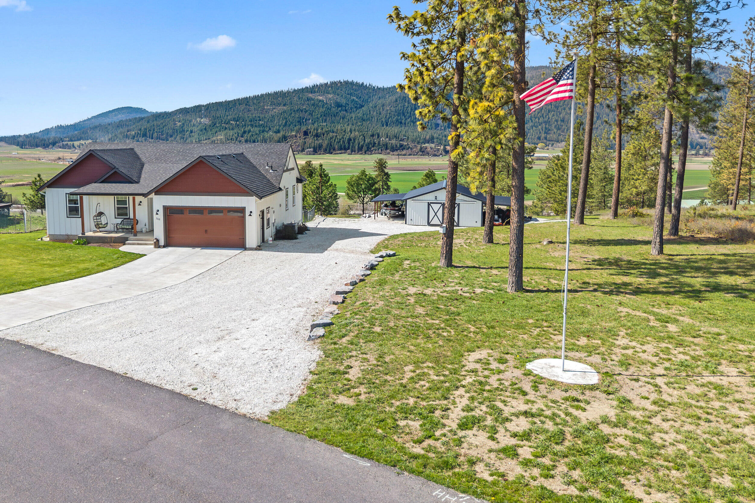
                        Property photograph at
                        305 MAVEN WAY
                      