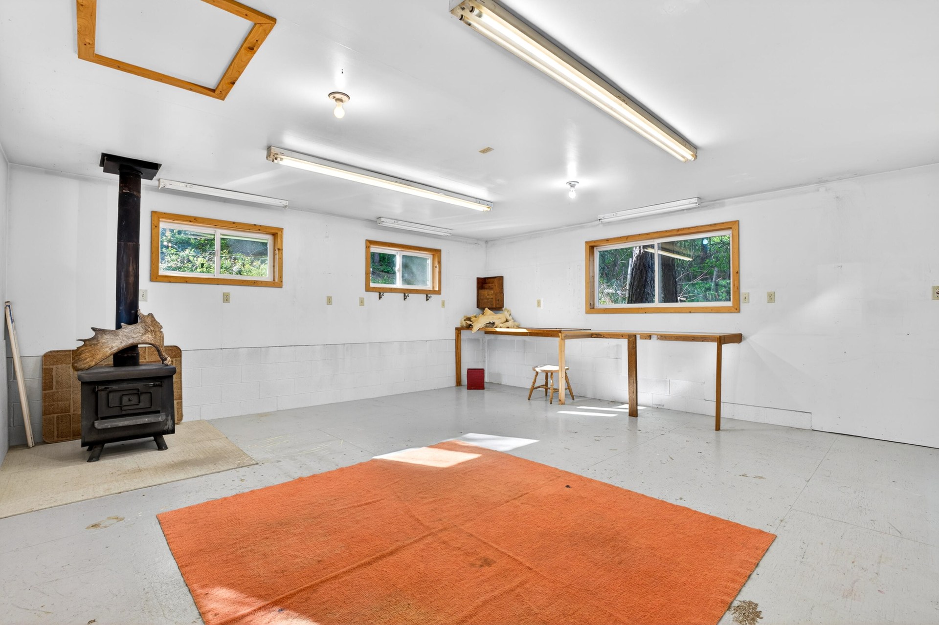 
                        Property photograph at
                        59 BISBEE CREEK LN
                      