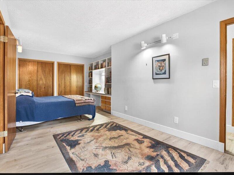 
                        Property photograph at
                        147 RICHMOND LN
                      
