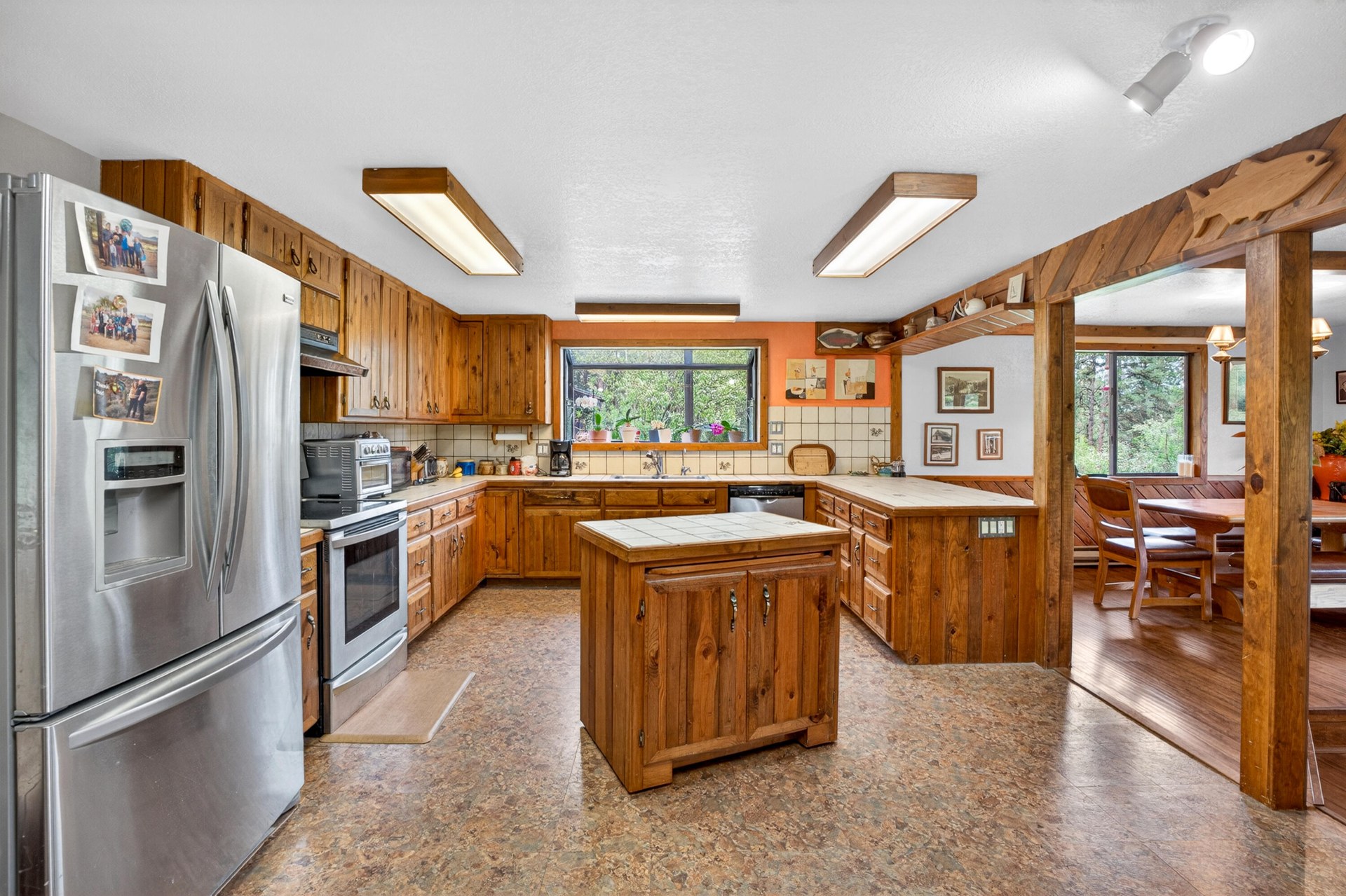
                        Property photograph at
                        59 BISBEE CREEK LN
                      