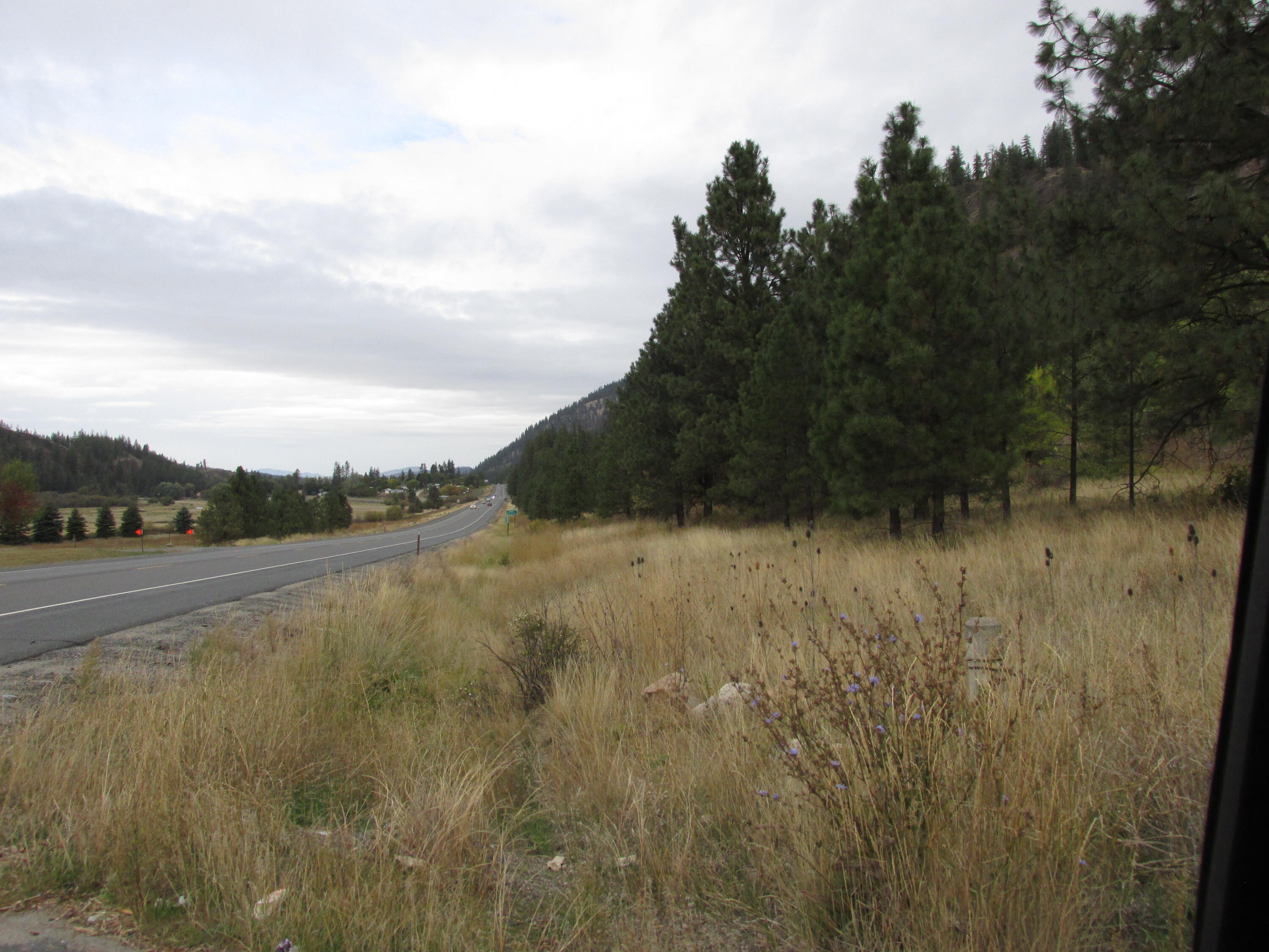 
                        Property photograph at
                        1475 US-395
                      