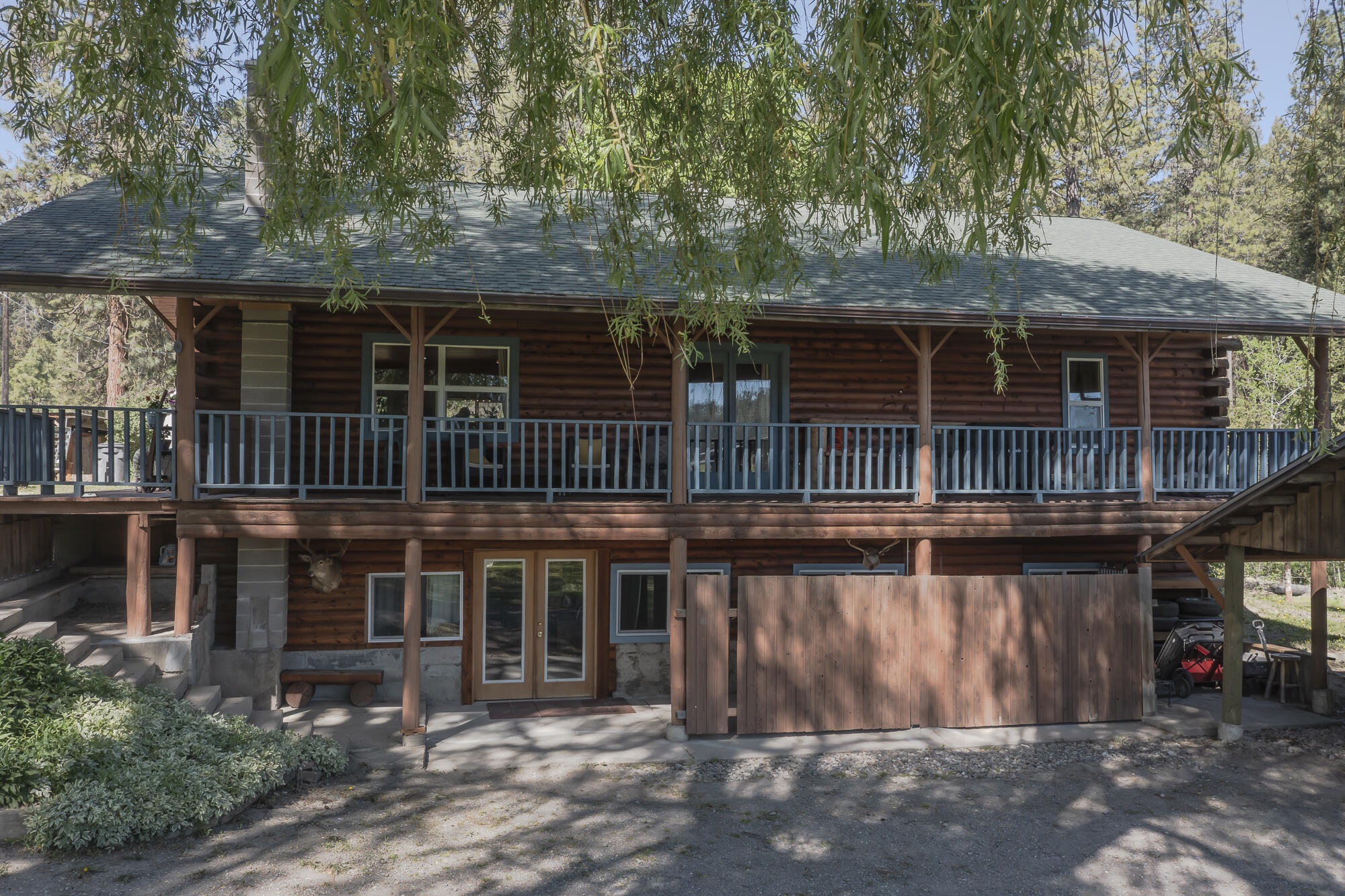 
                        Property photograph at
                        798 BARZEE RD
                      