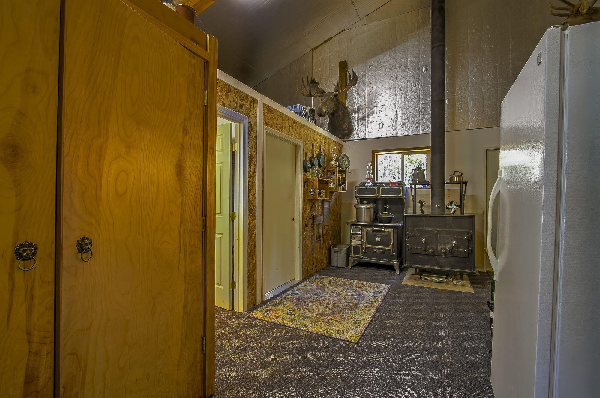 
                        Property photograph at
                        3829 DEEP LAKE BOUNDARY RD
                      