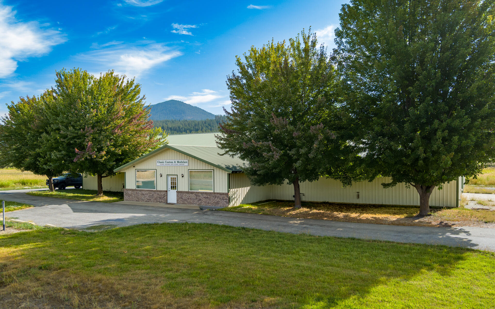 
                        Property photograph at
                        634 N 7TH ST E
                      