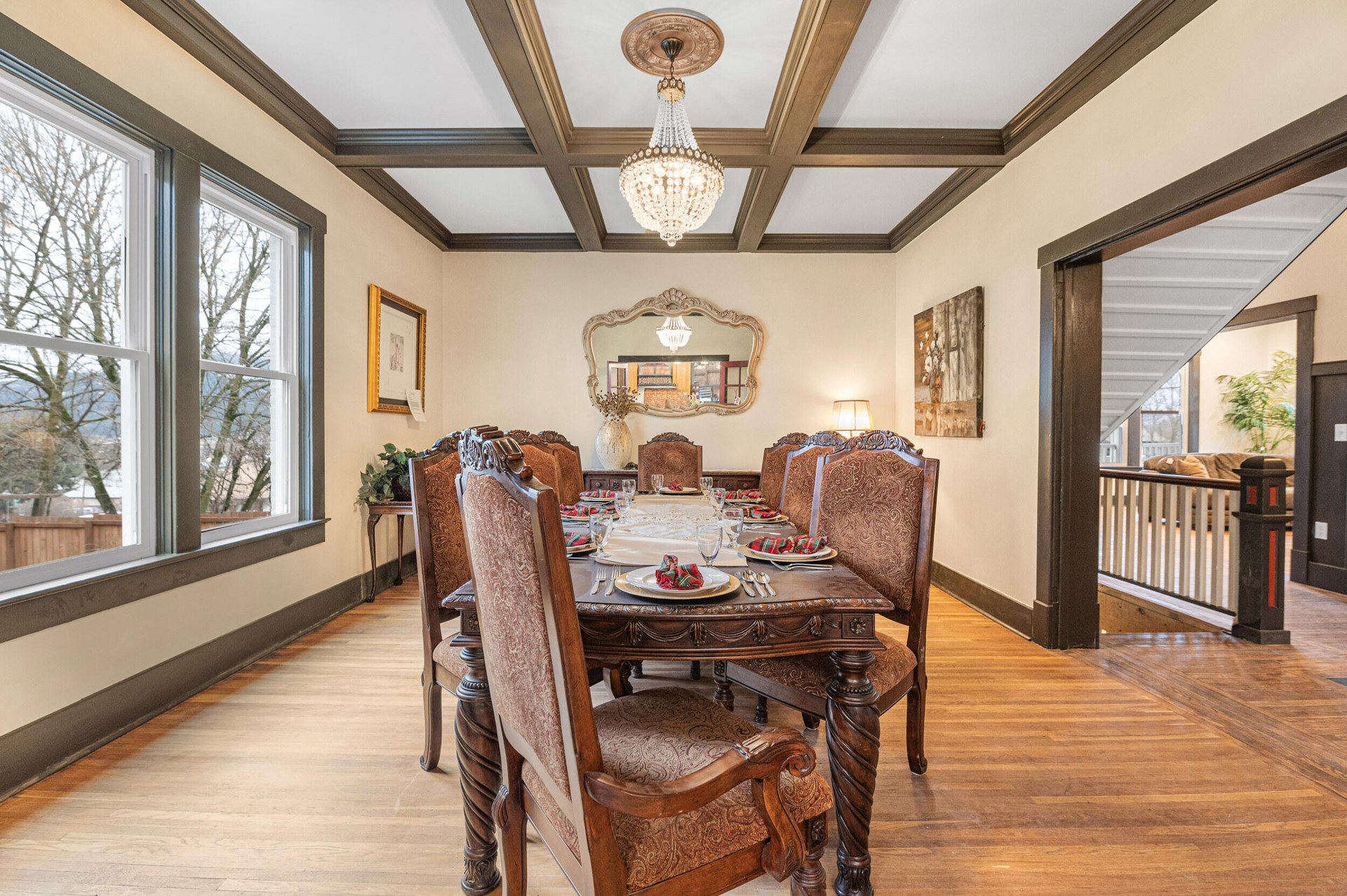 
                        Property photograph at
                        640 N ELM ST
                      