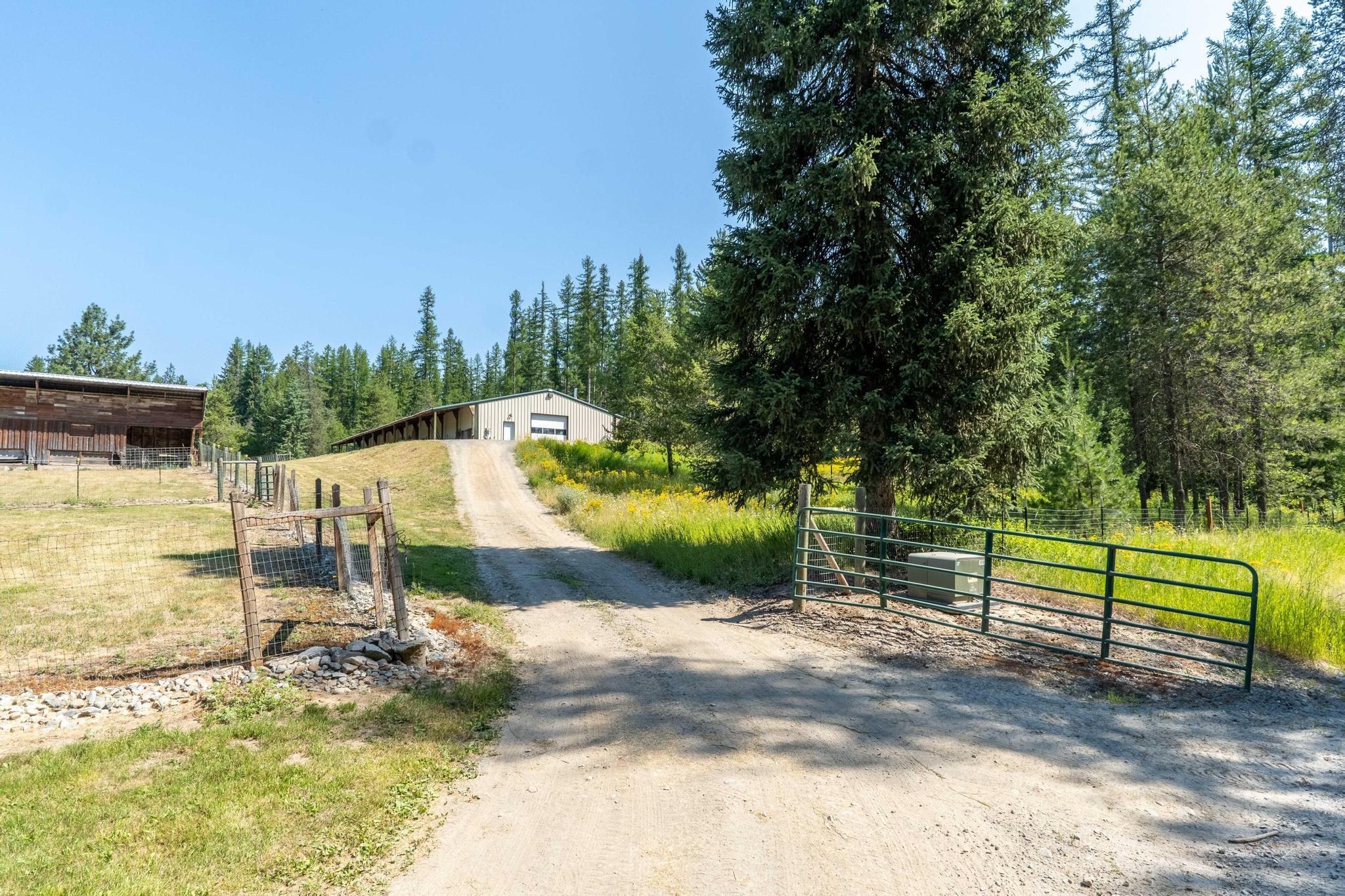 
                        Property photograph at
                        1381 LITTLE TWIN LAKES RD
                      