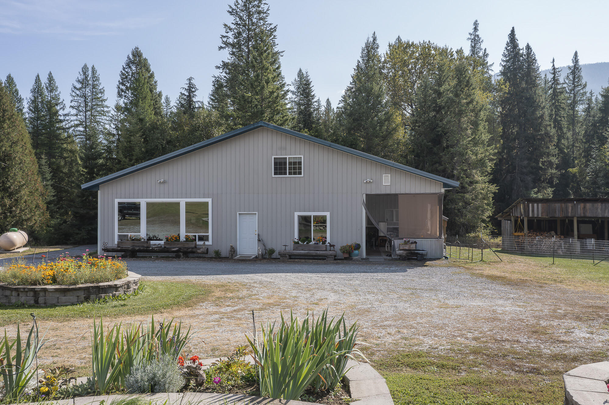 
                        Property photograph at
                        3829 DEEP LAKE BOUNDARY RD
                      
