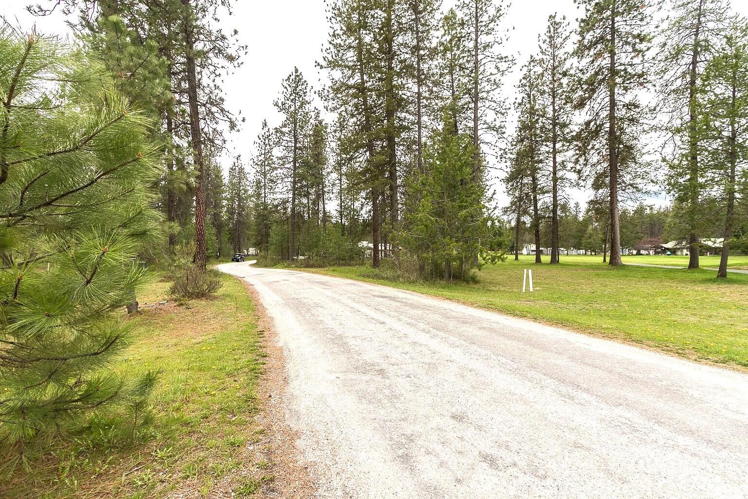
                        Property photograph at
                        202 EAGLE DR
                      