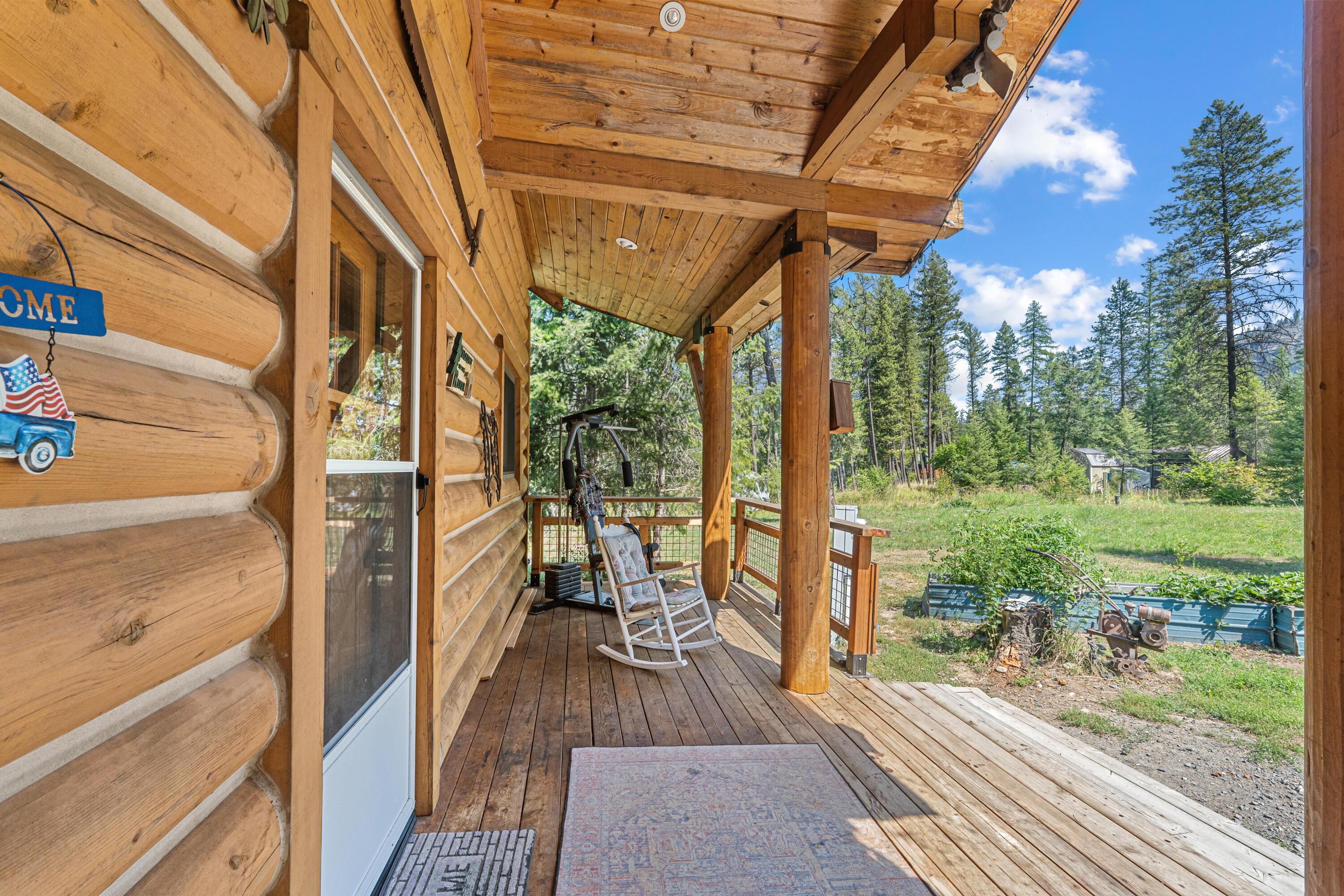 
                        Property photograph at
                        3733 V SAND CREEK RD
                      