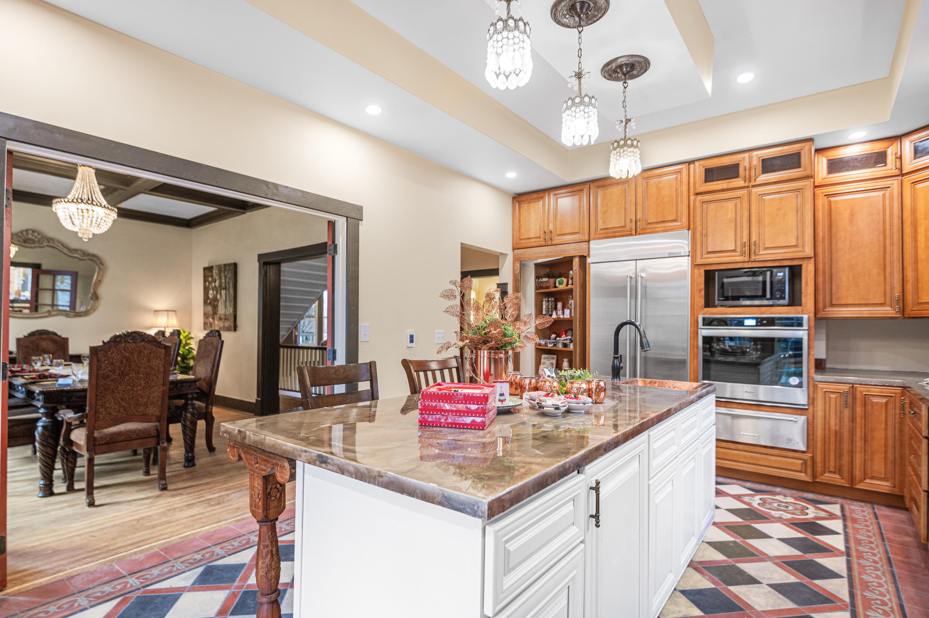 
                        Property photograph at
                        640 N ELM ST
                      