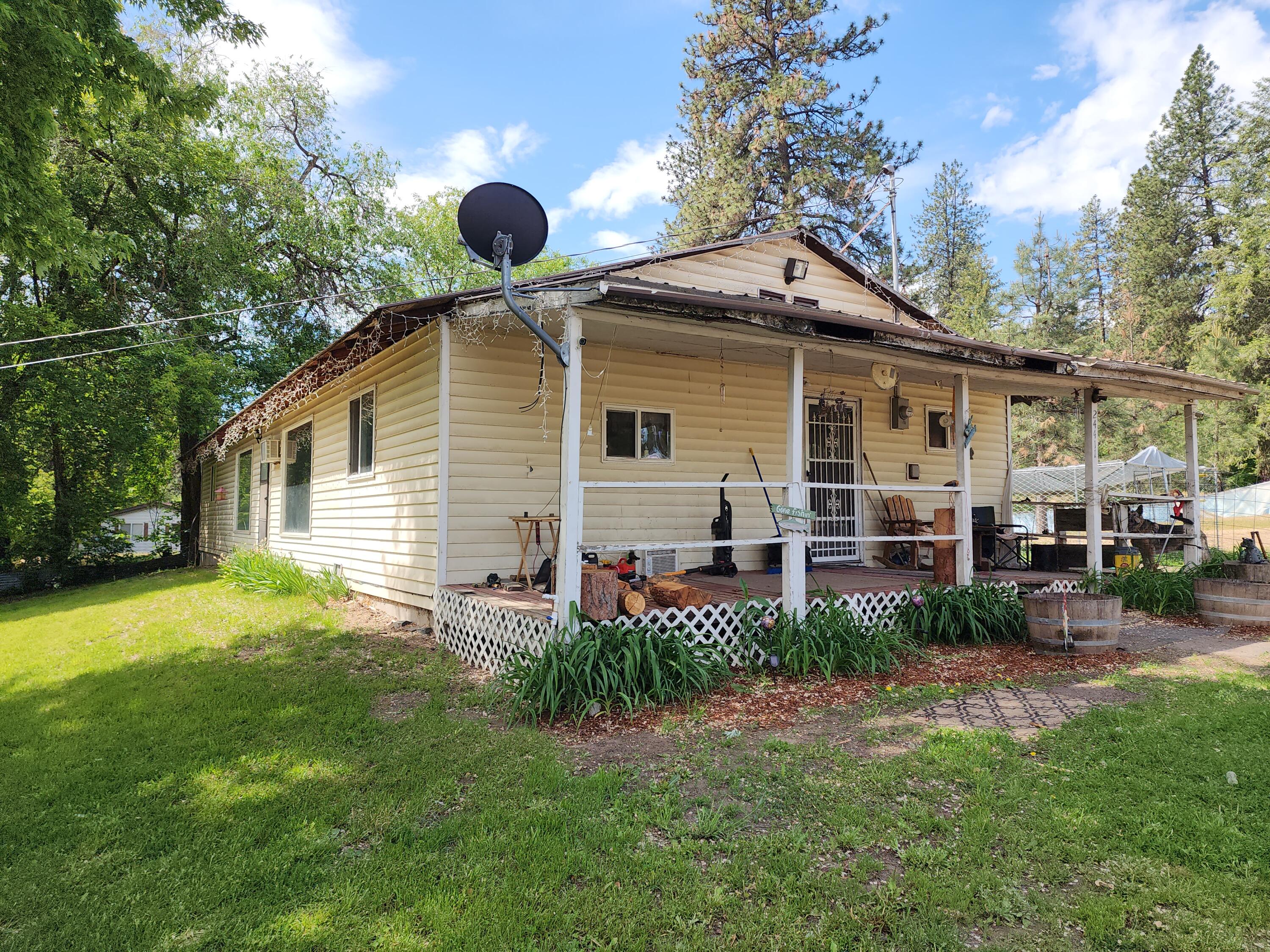
            Exterior of
            24411 U.S. 395 N HWY
          