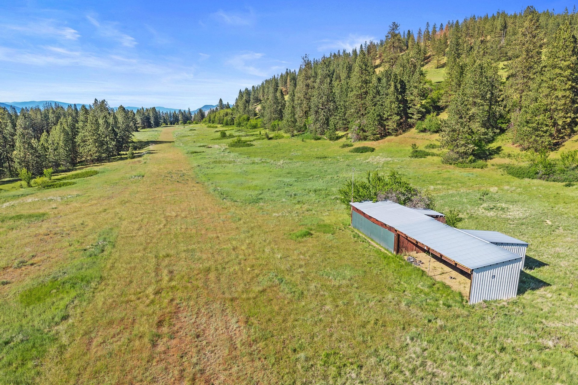 
                        Property photograph at
                        41XX BISSEL RD
                      