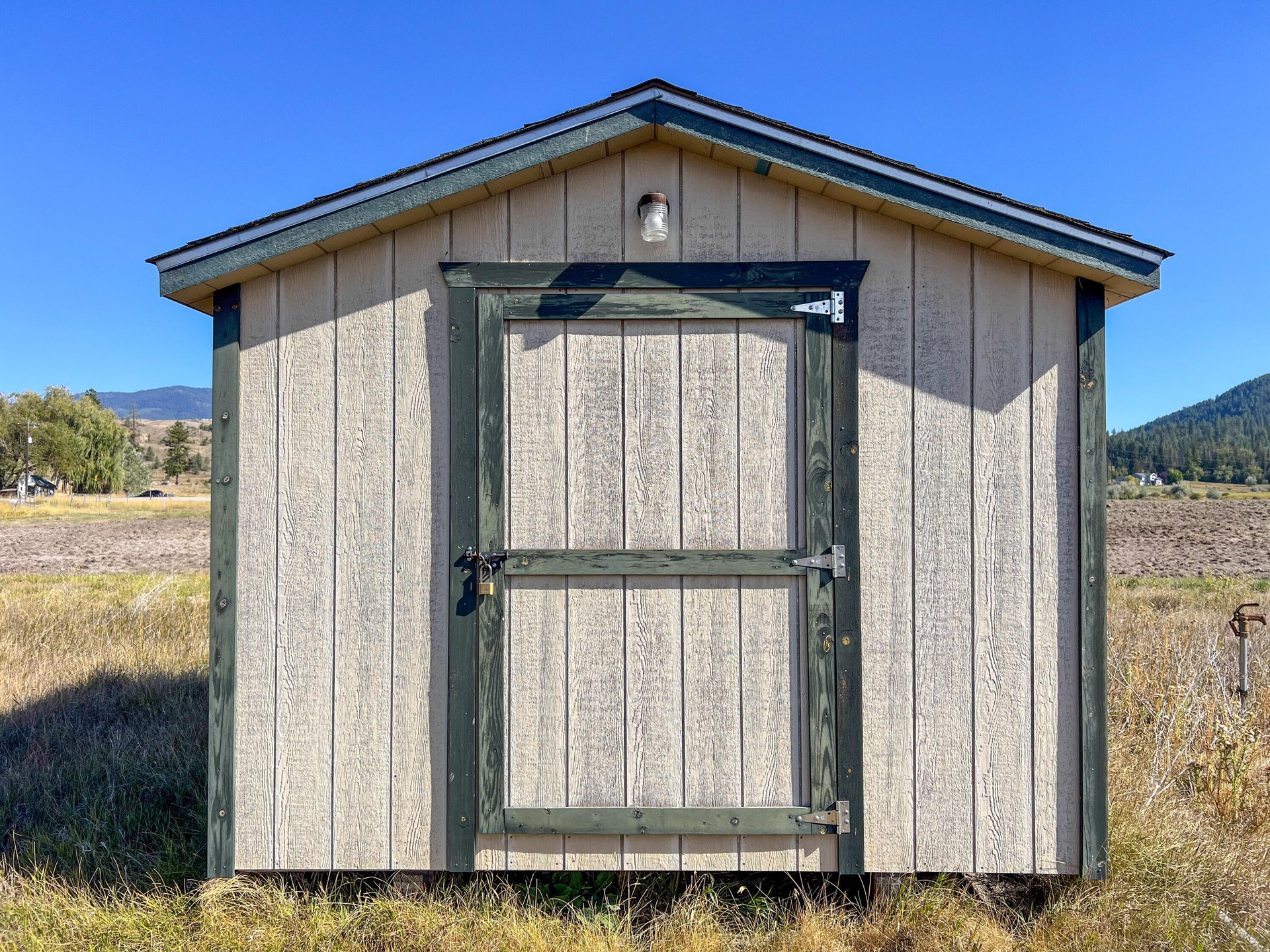 
                        Property photograph at
                        170 - TBD E HWY 20
                      