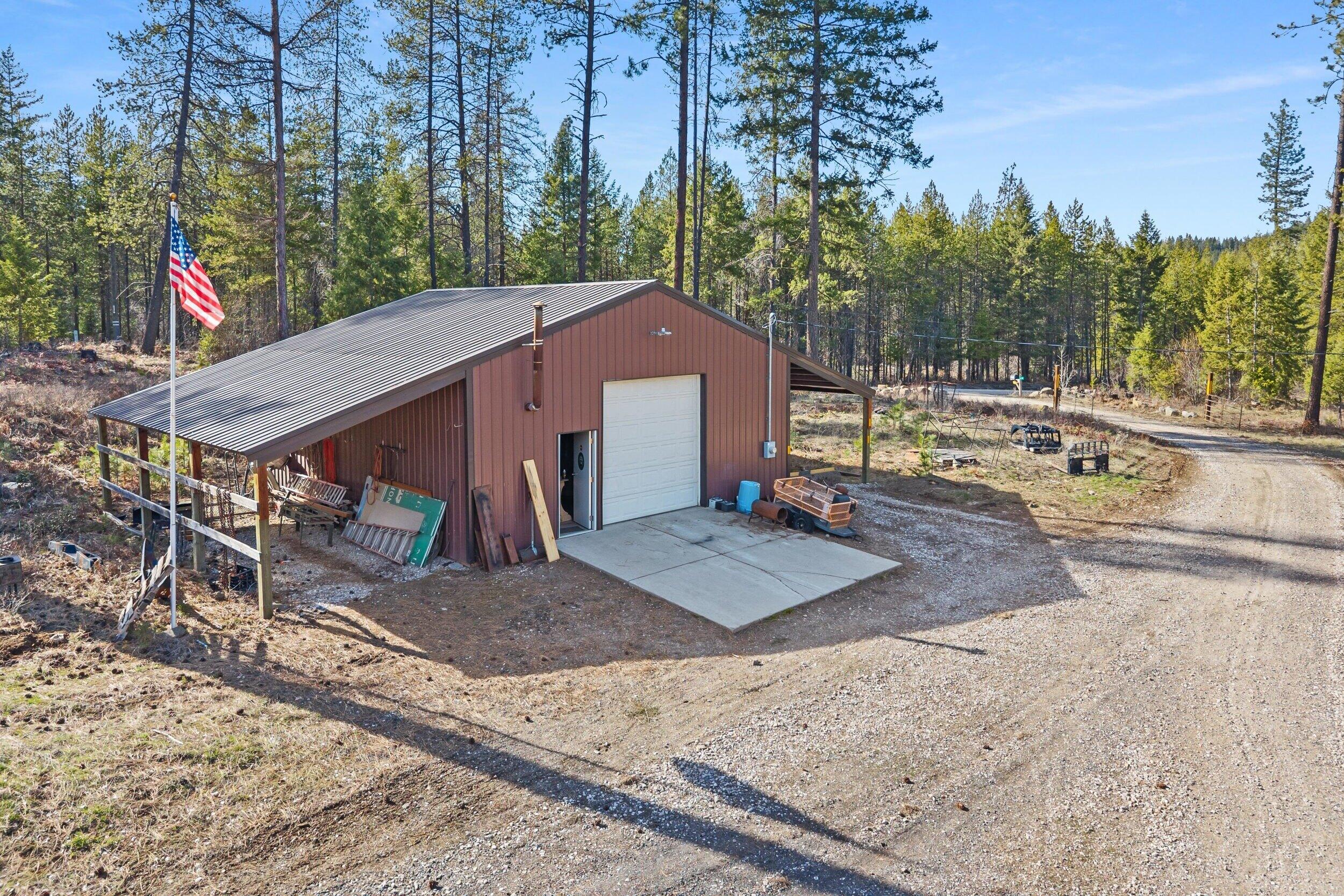 
                        Property photograph at
                        4158 LUMBERG RD
                      