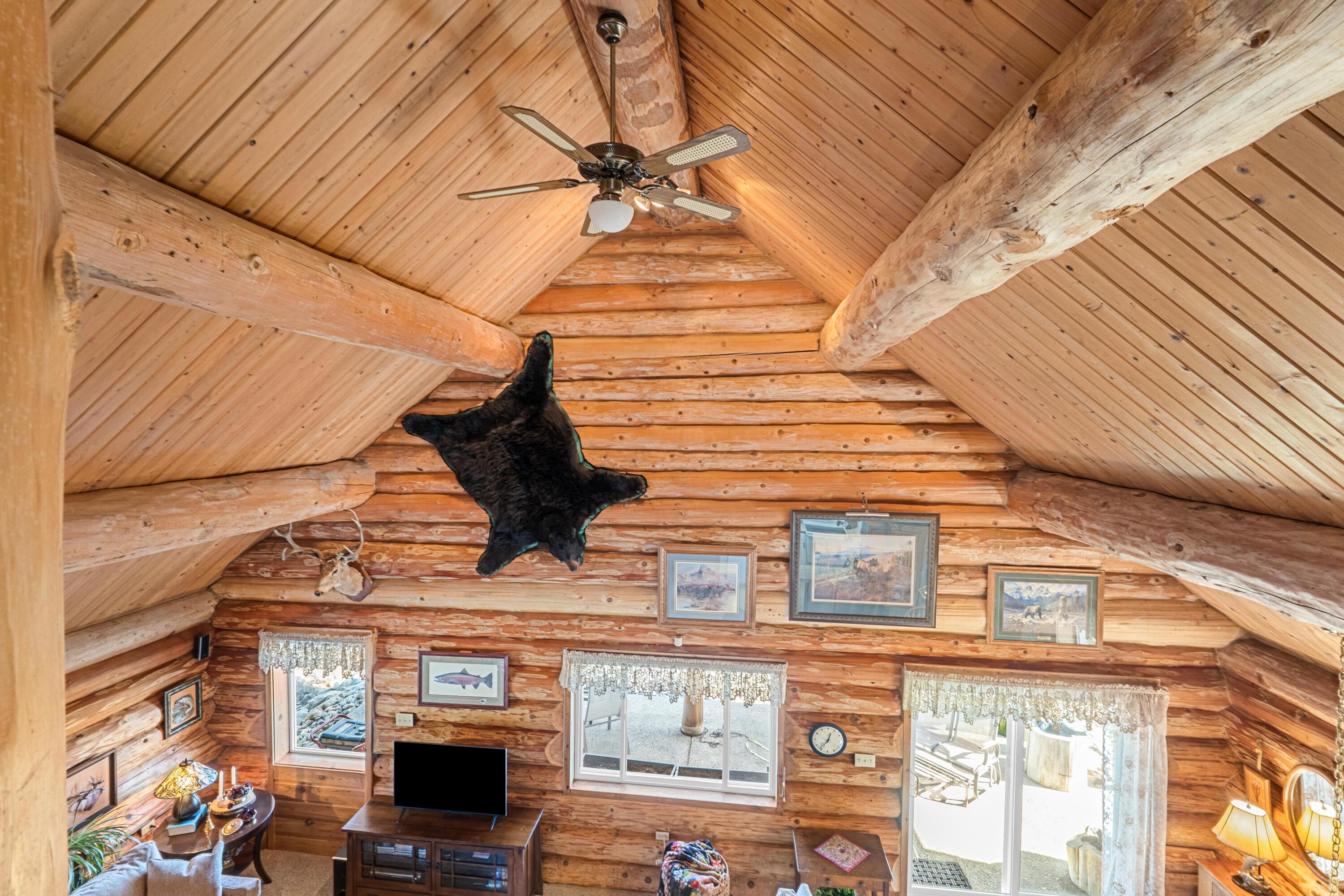 
                        Property photograph at
                        1114 N STOHR RD
                      