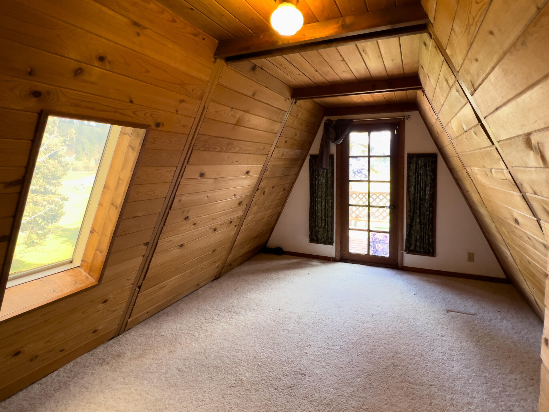 
                        Property photograph at
                        2063-A MARBLE VALLEY BASIN RD
                      