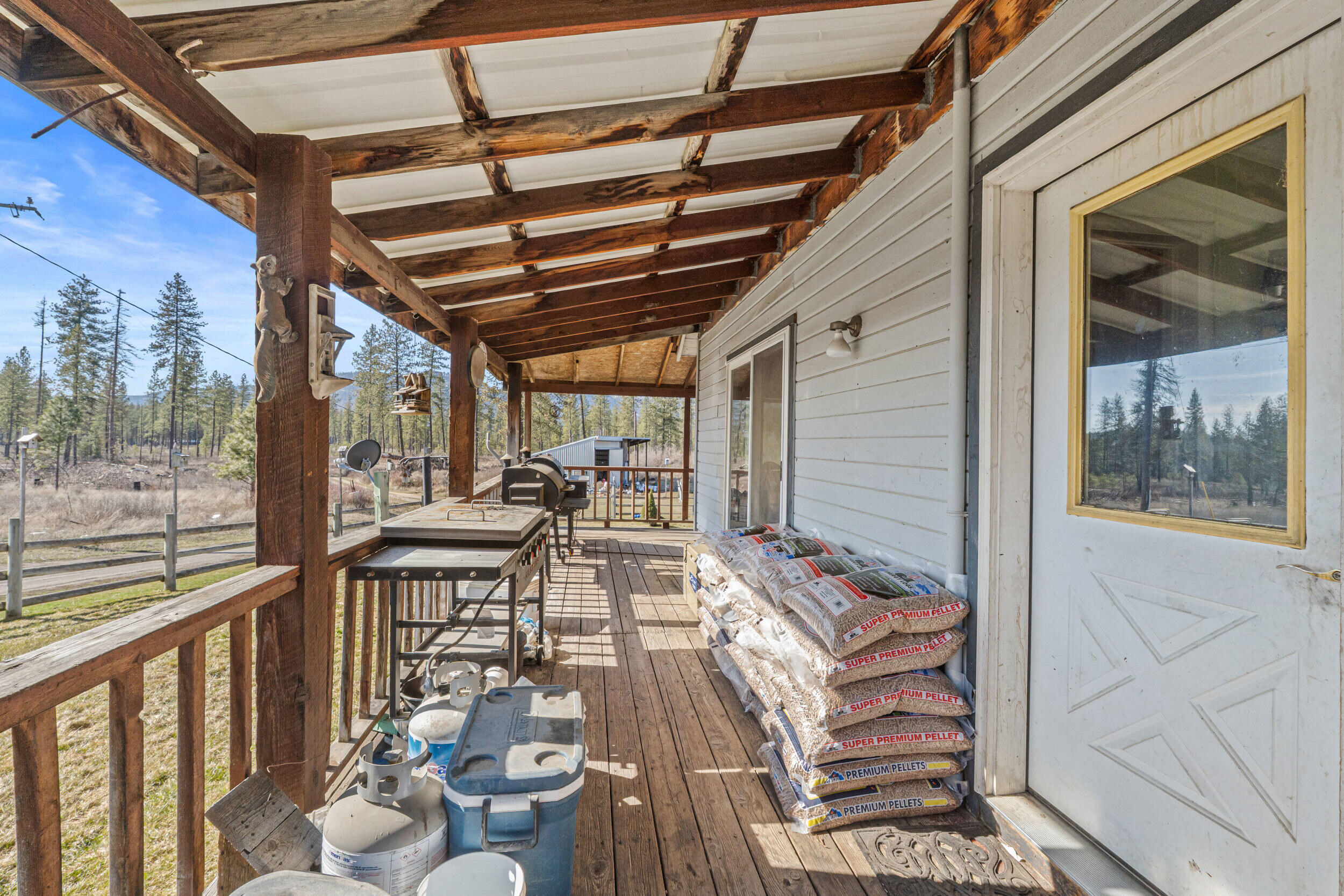 
                        Property photograph at
                        3031 HALL CREEK RD
                      