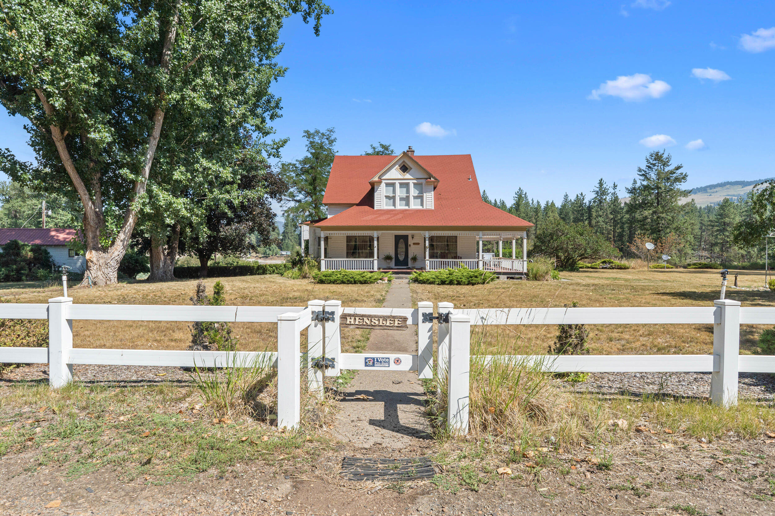 
                        Property photograph at
                        2339 KETTLE RIVER RD
                      