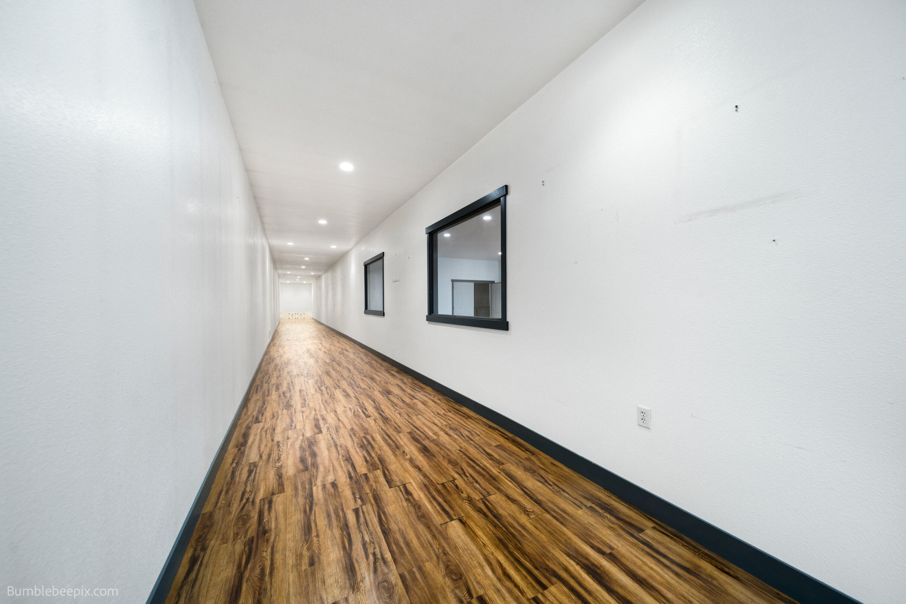
                        Property photograph at
                        393958 HIGHWAY 20
                      