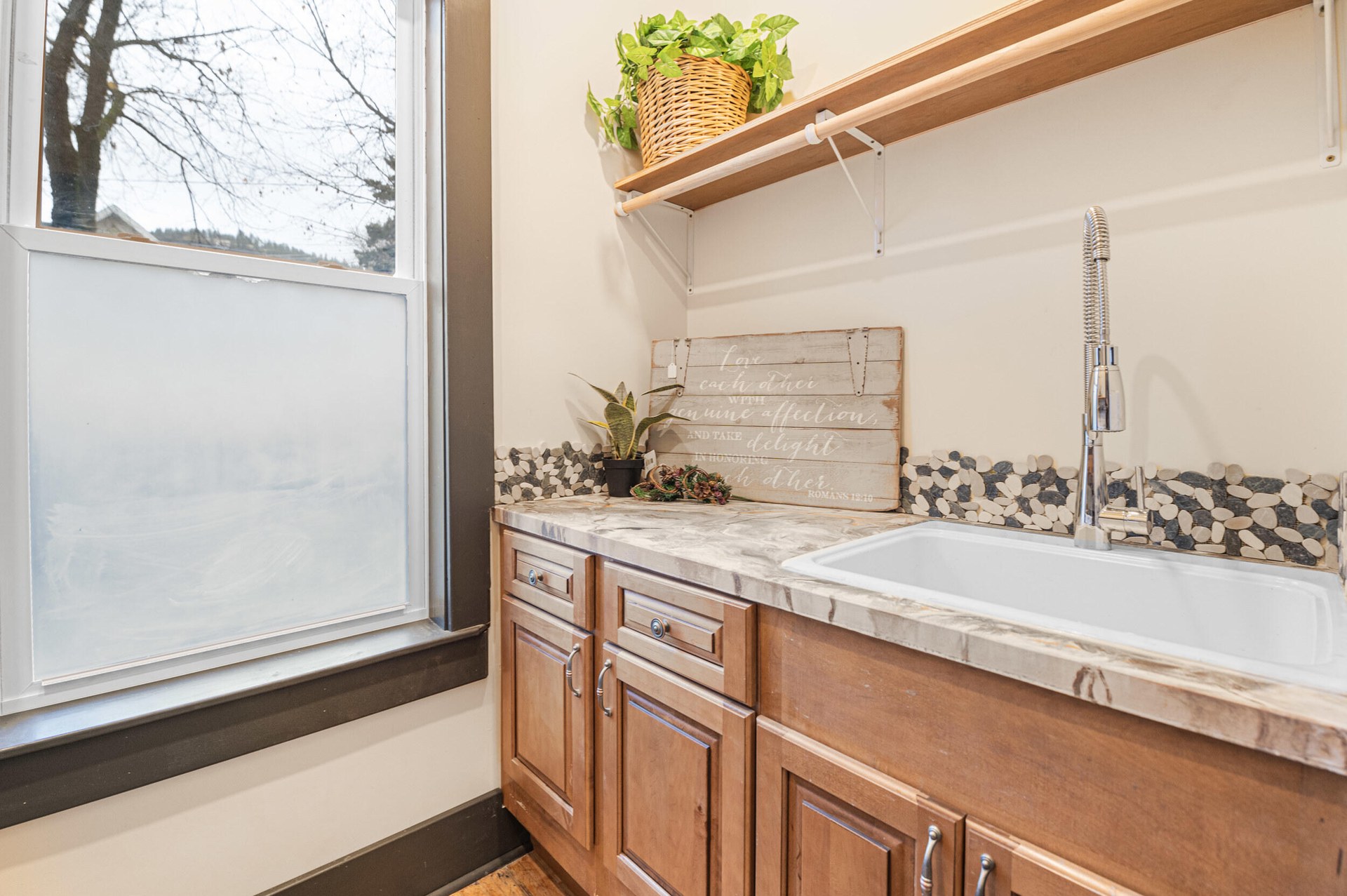 
                        Property photograph at
                        640 N ELM ST
                      
