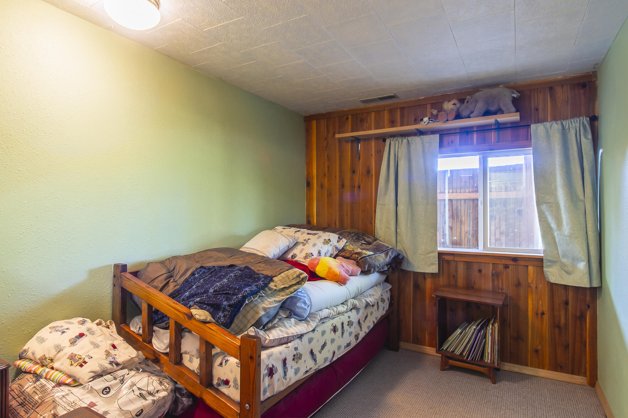 
                        Property photograph at
                        798 BARZEE RD
                      
