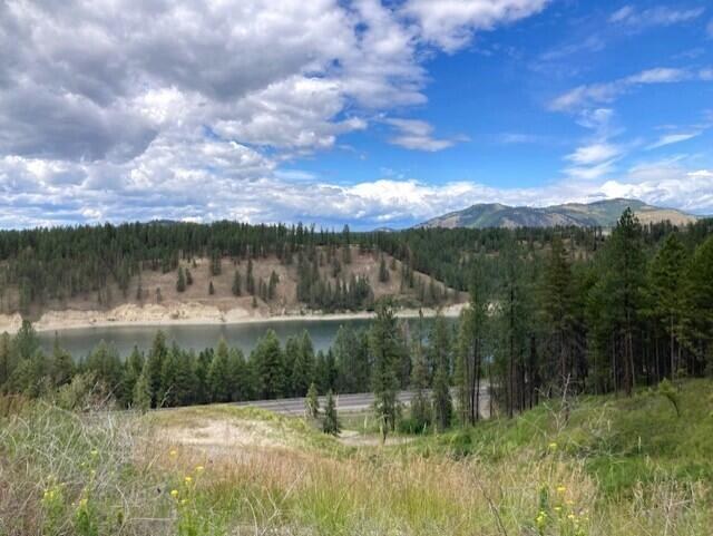 
                        Property photograph at
                        1381 #B HWY 25 S
                      