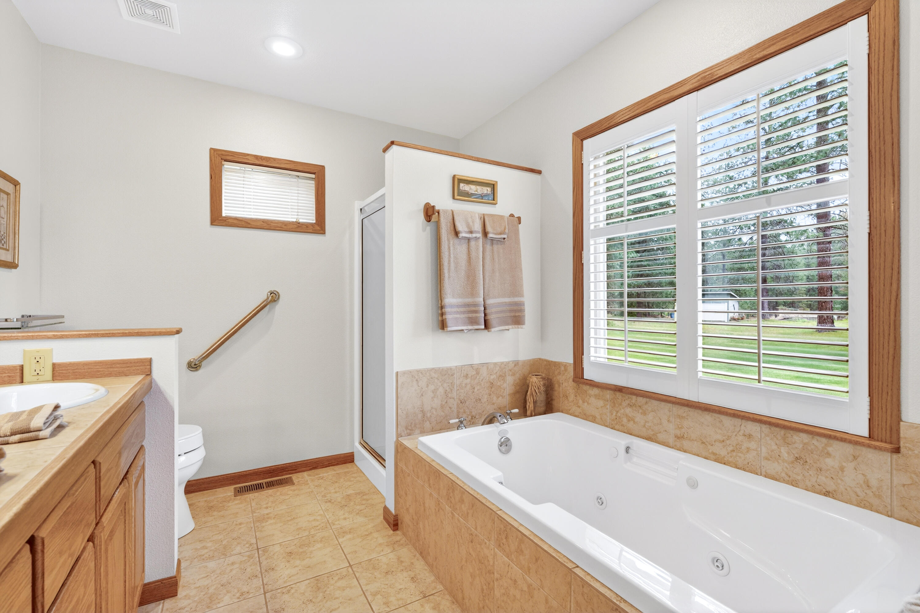 
                        Property photograph at
                        257 EAGLE DR
                      