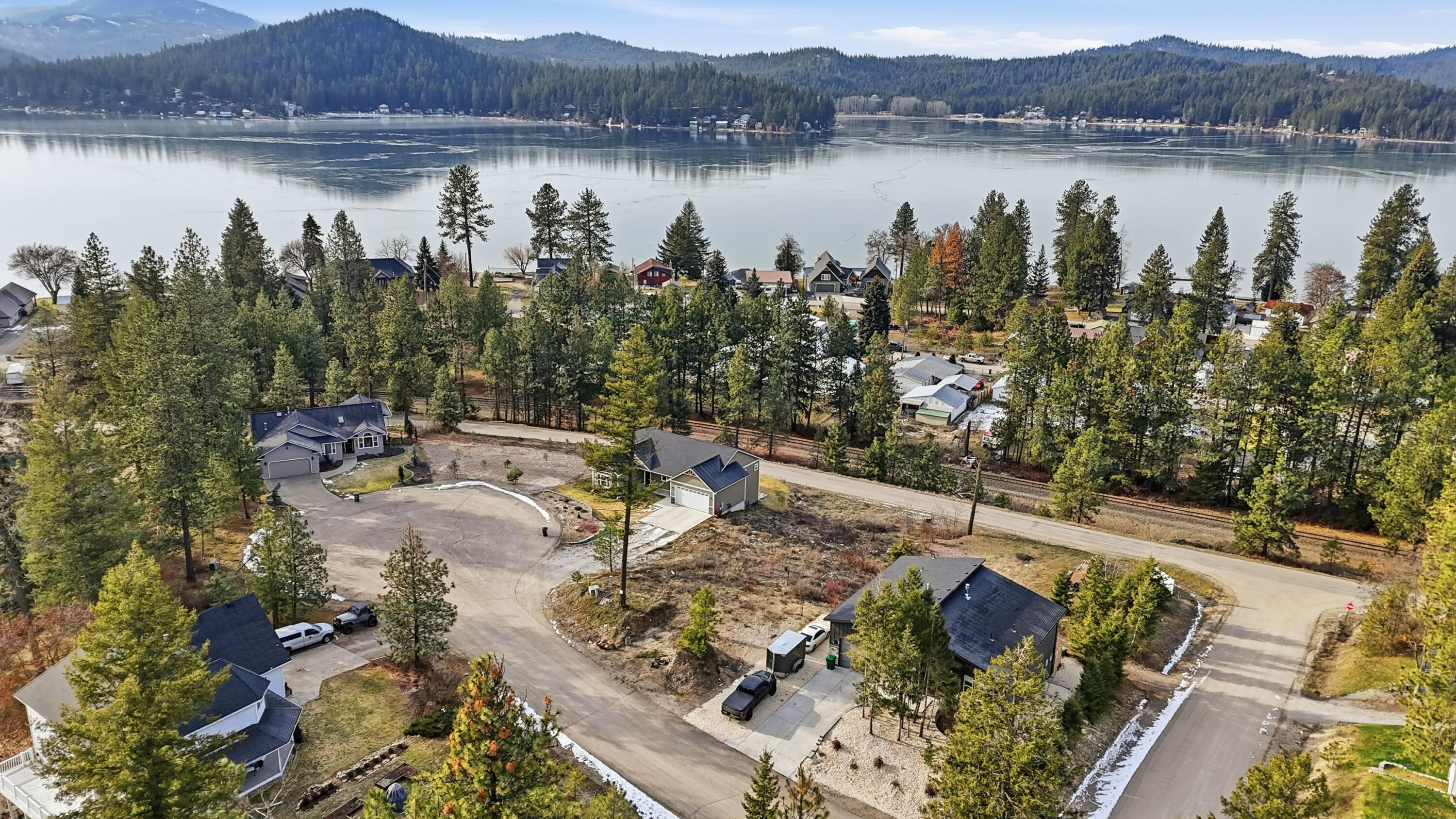 
                        Property photograph at
                        40004 LOON LAKE CT
                      