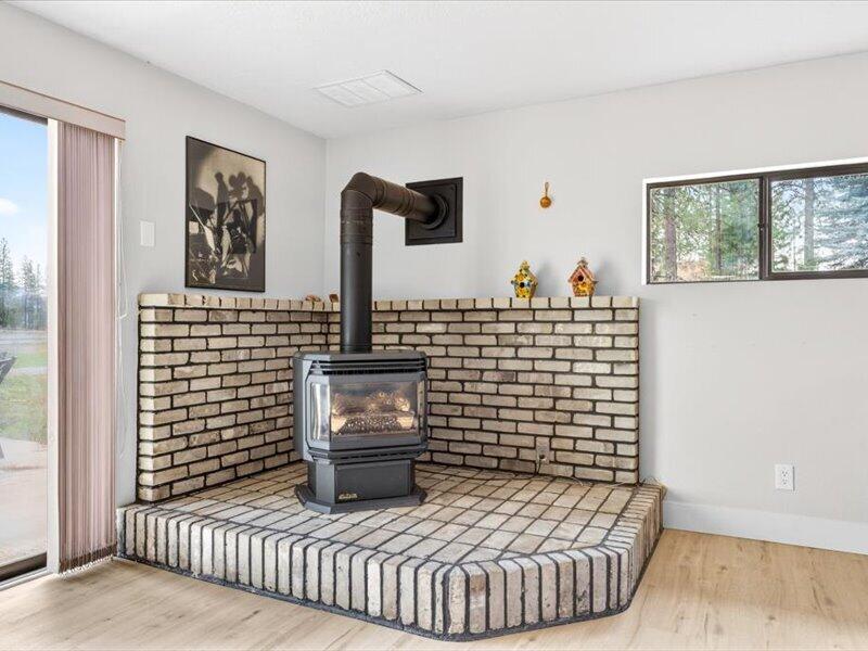 
                        Property photograph at
                        147 RICHMOND LN
                      