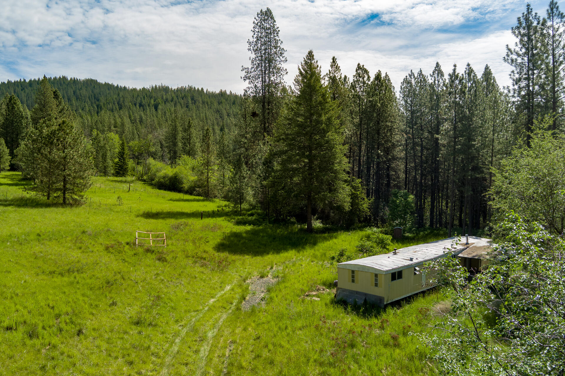 
                        Property photograph at
                        1763-I U.S. 395
                      