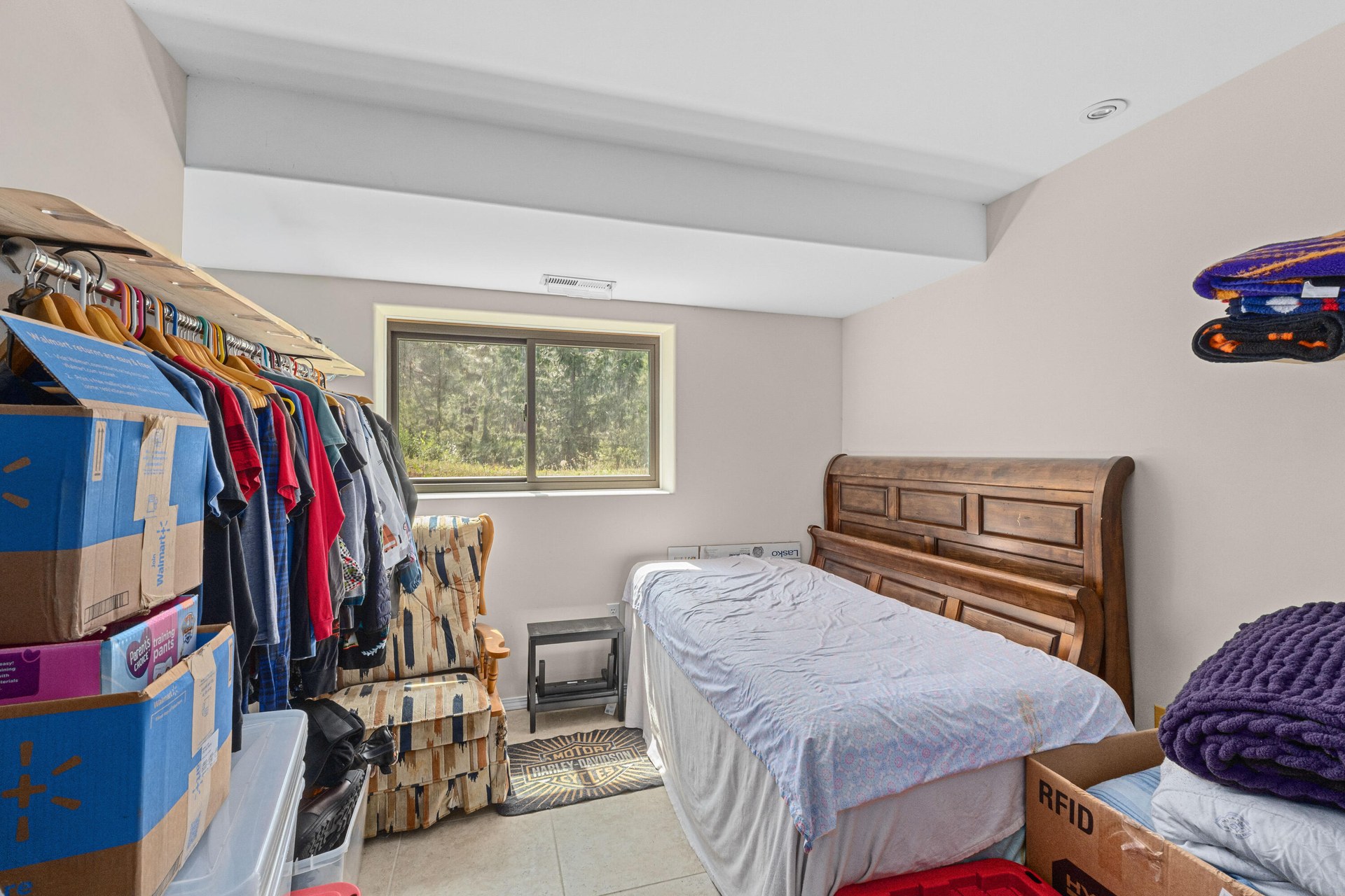 
                        Property photograph at
                        3733 V SAND CREEK RD
                      