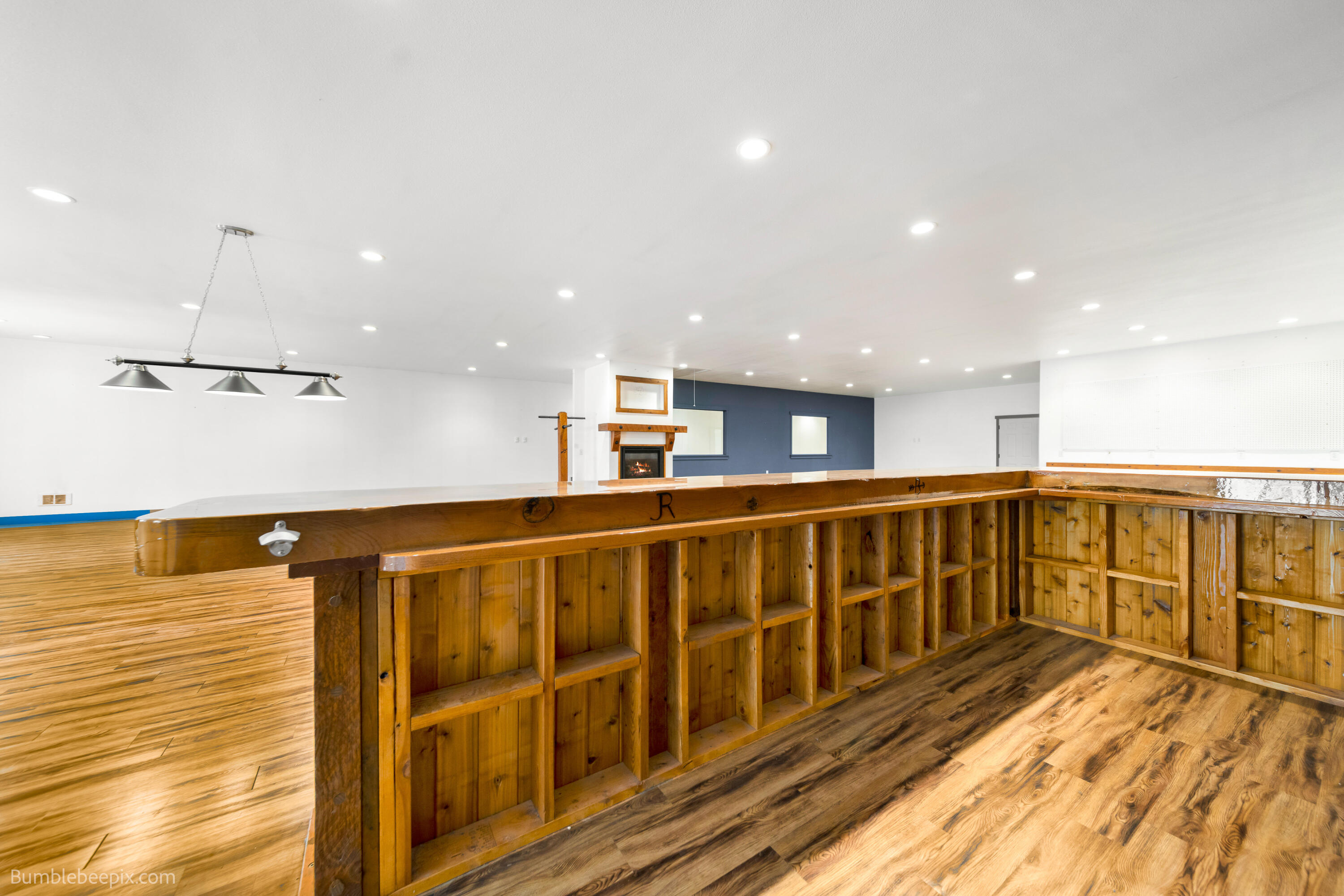 
                        Property photograph at
                        393958 HIGHWAY 20
                      